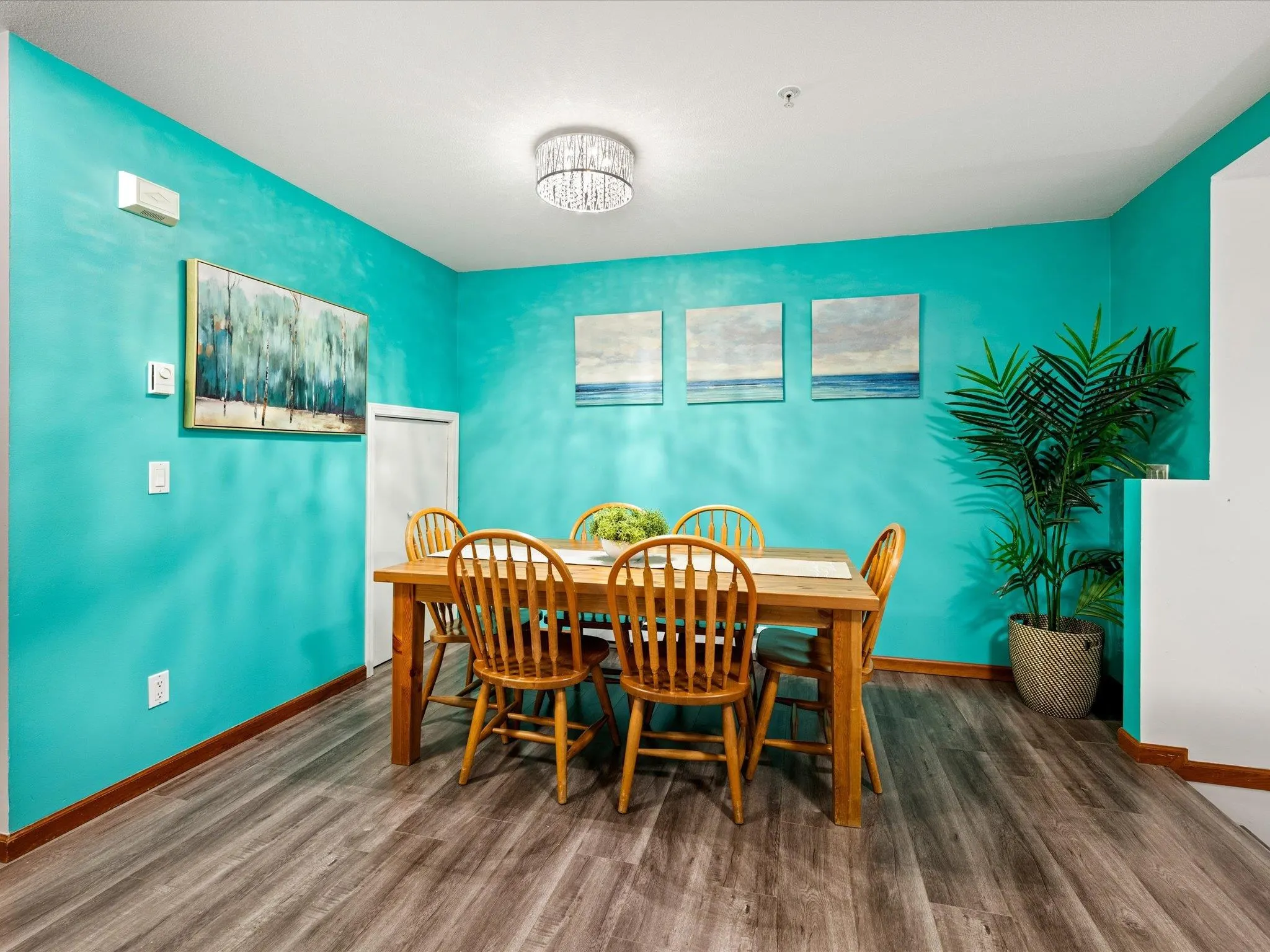 2 4335 Northlands Boulevard