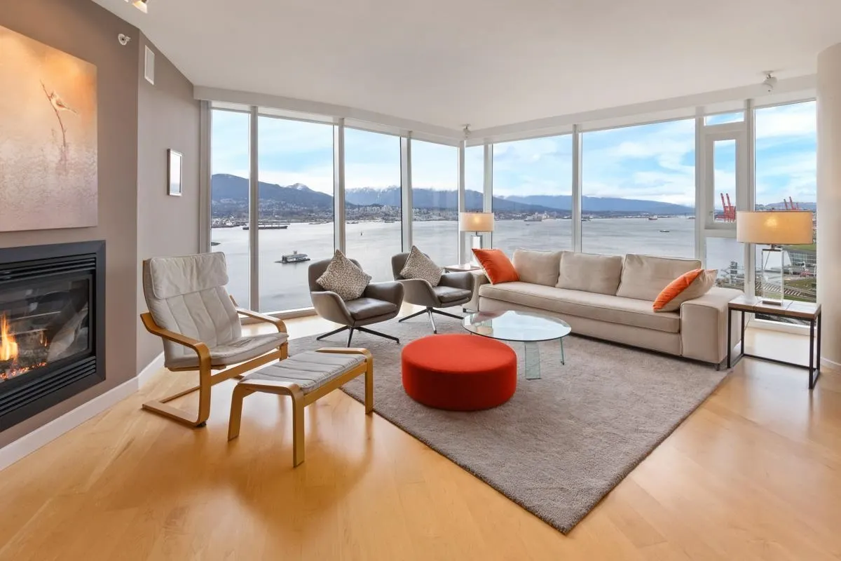 2102 1281 W Cordova Street