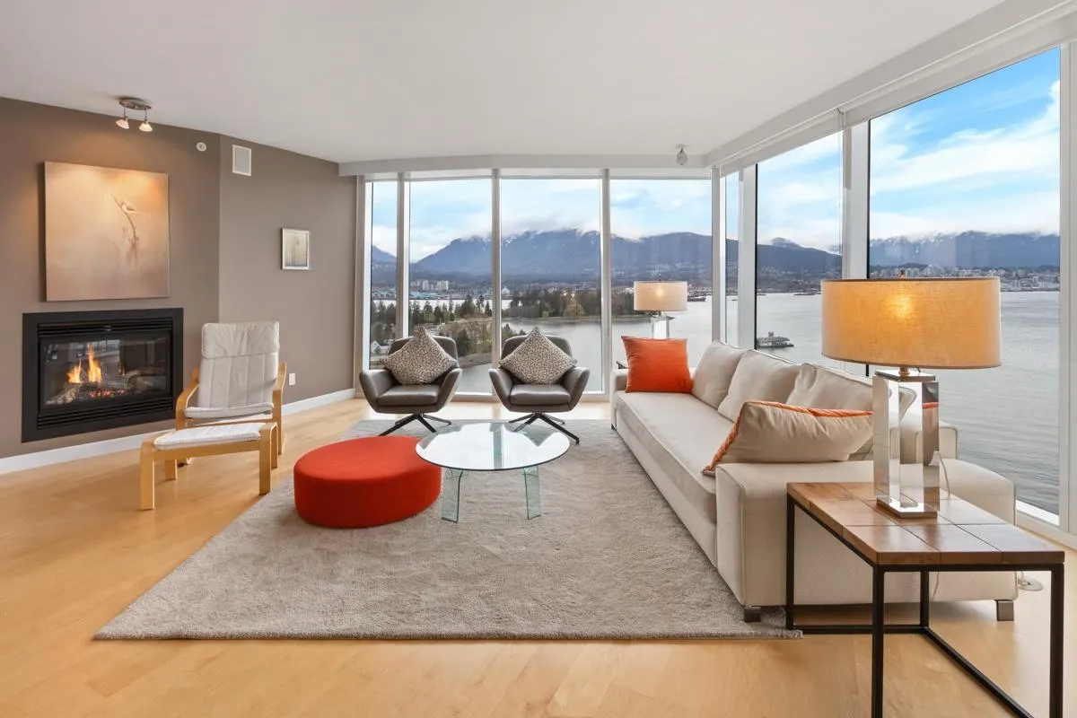 2102 1281 W Cordova Street