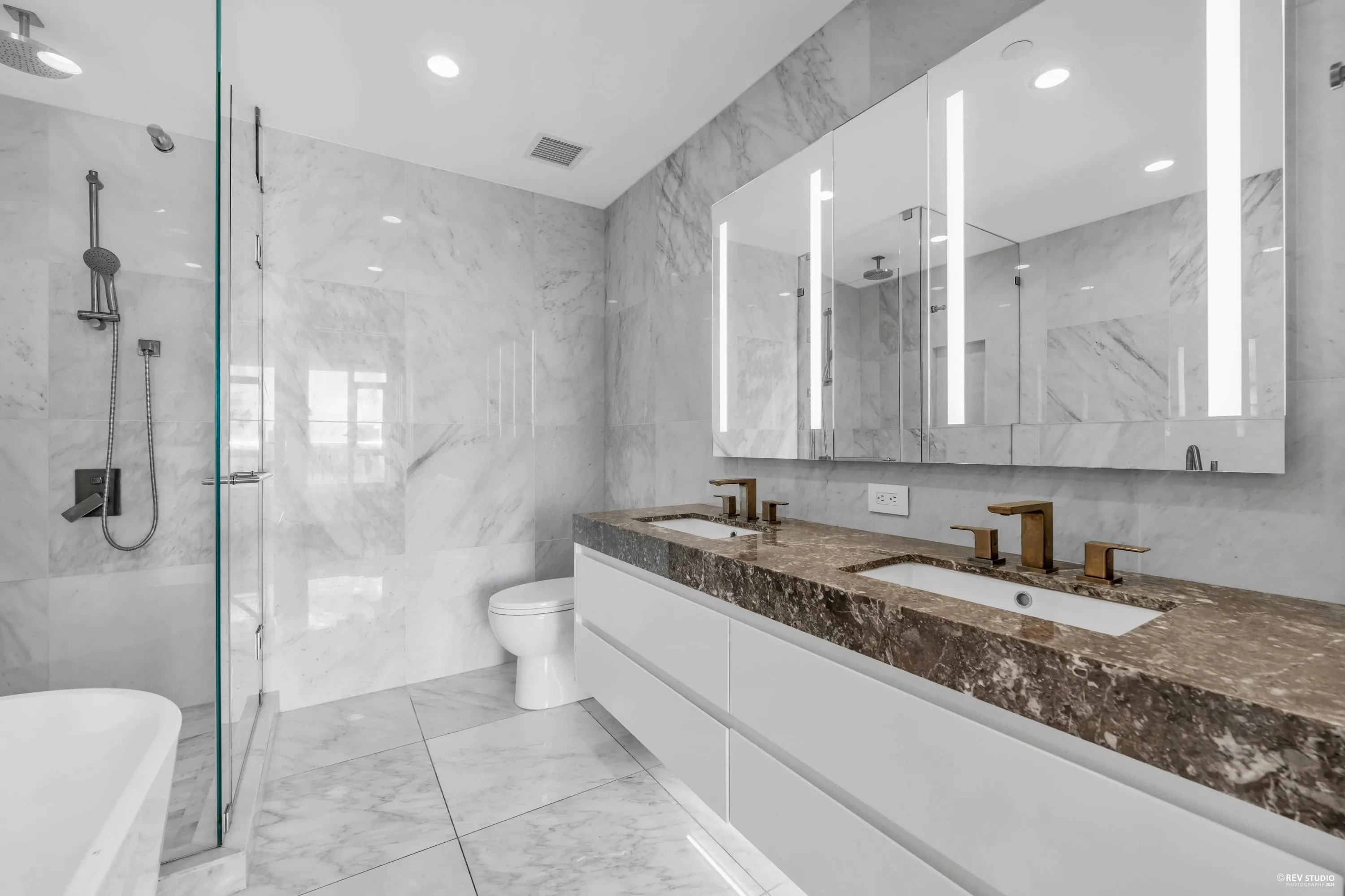 1504 7418 Paulson Street