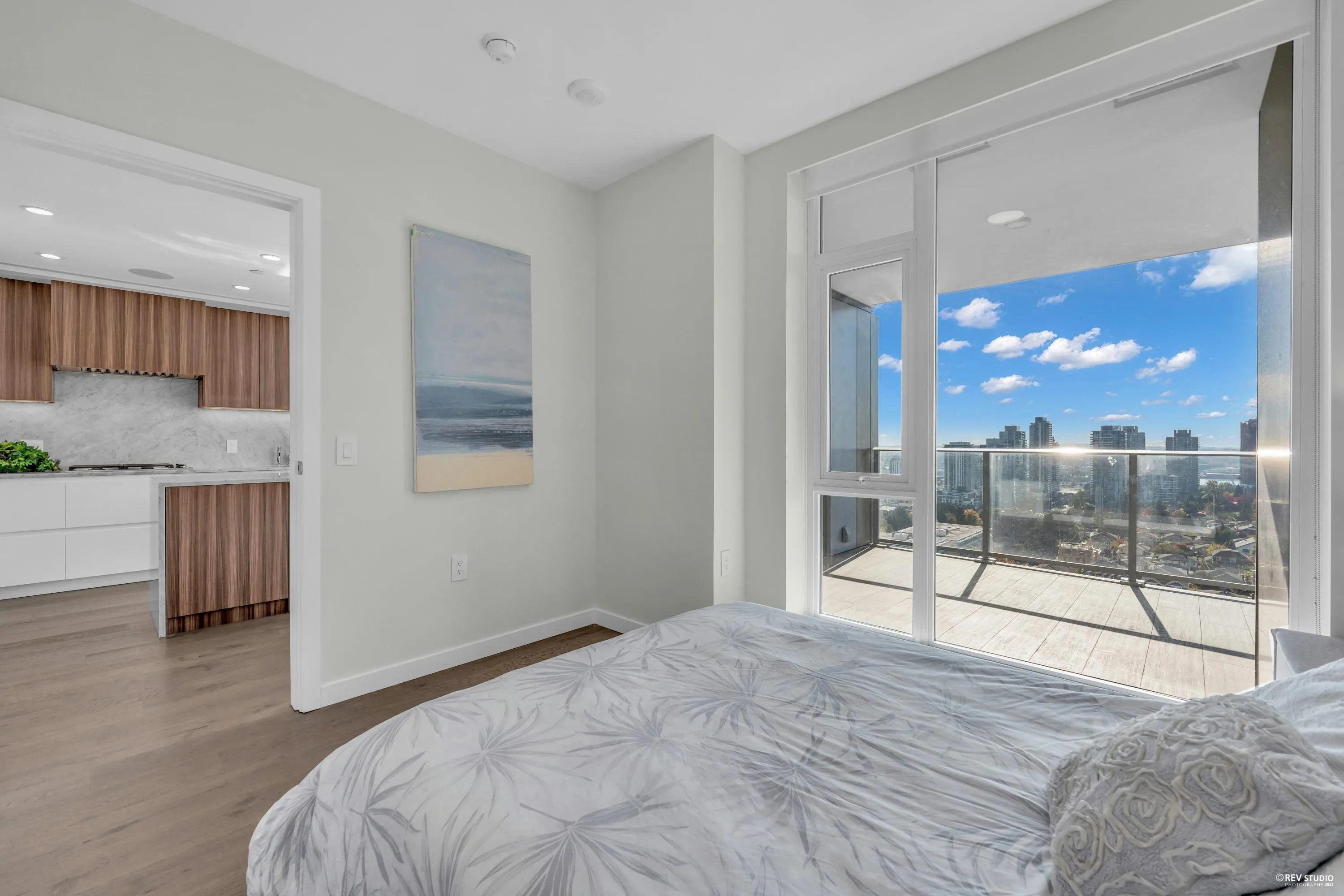 1504 7418 Paulson Street