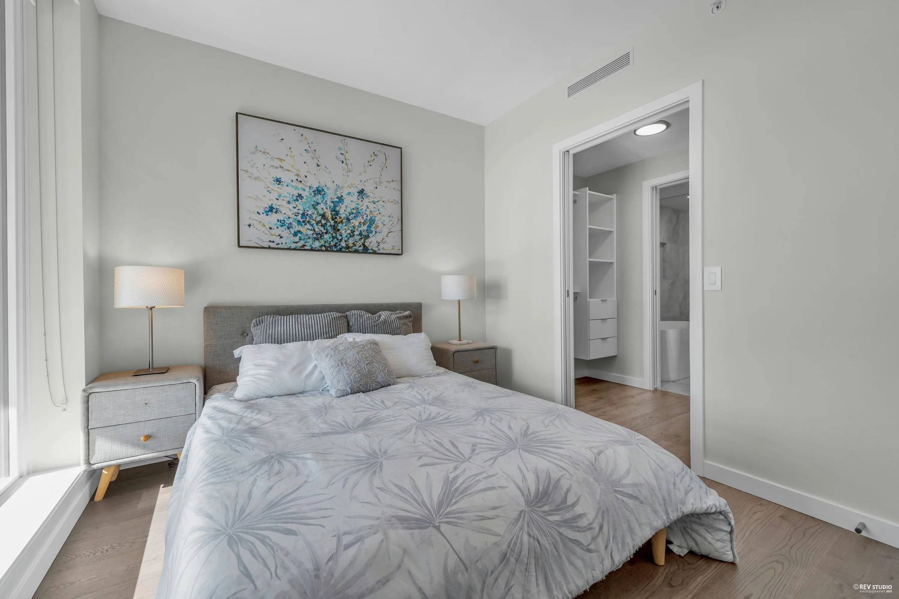 1504 7418 Paulson Street