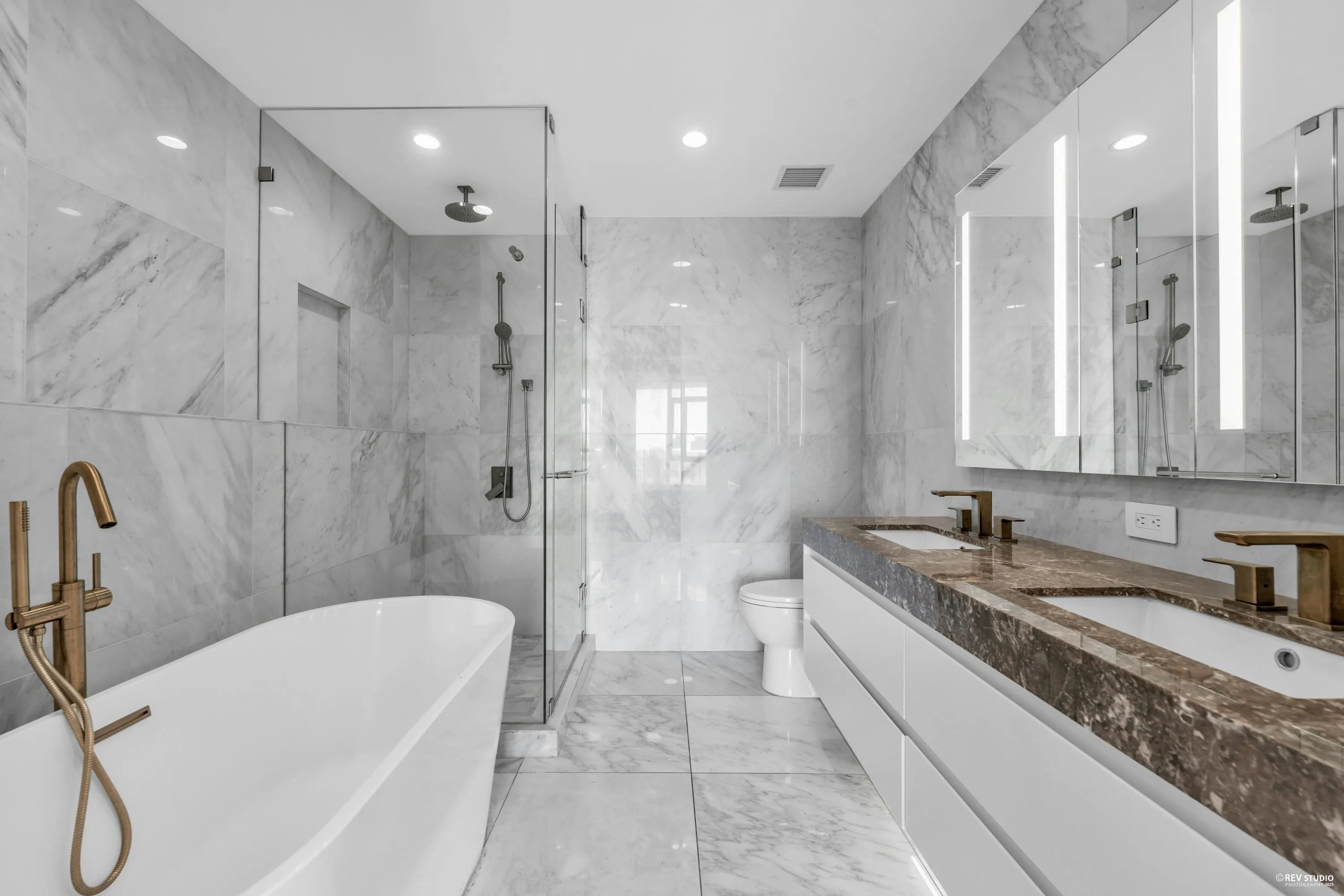 1504 7418 Paulson Street