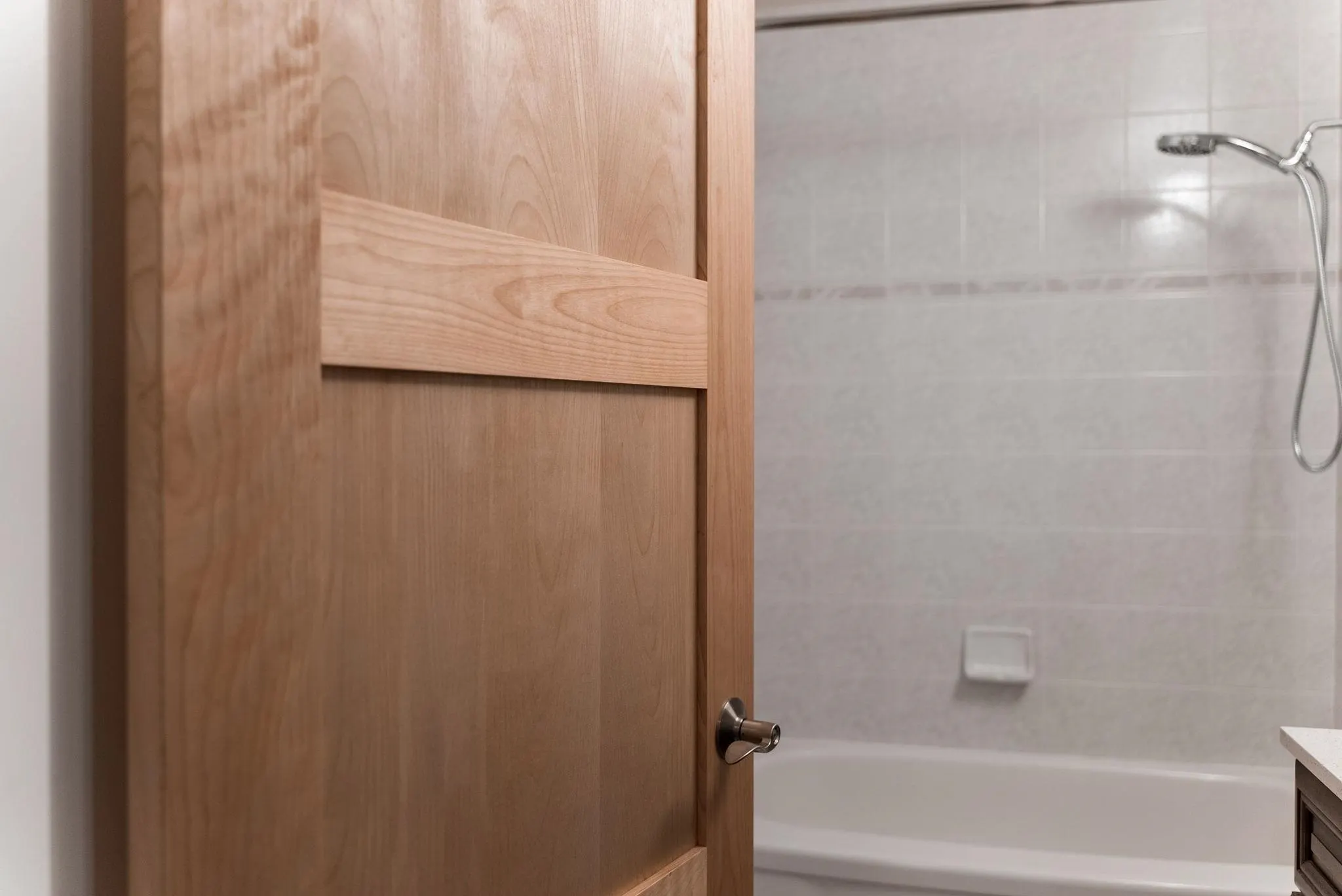 304 1928 Nelson Street