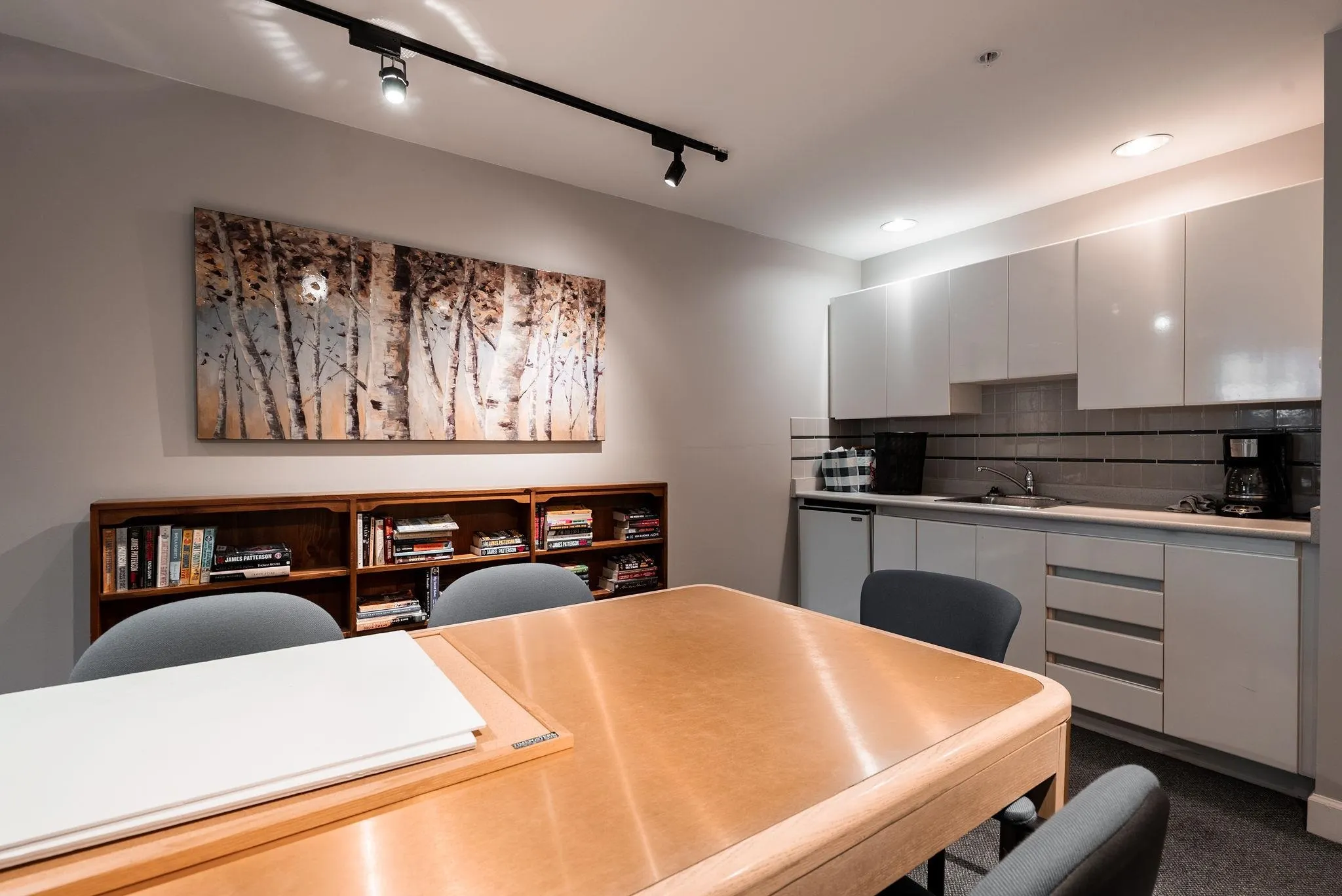 304 1928 Nelson Street