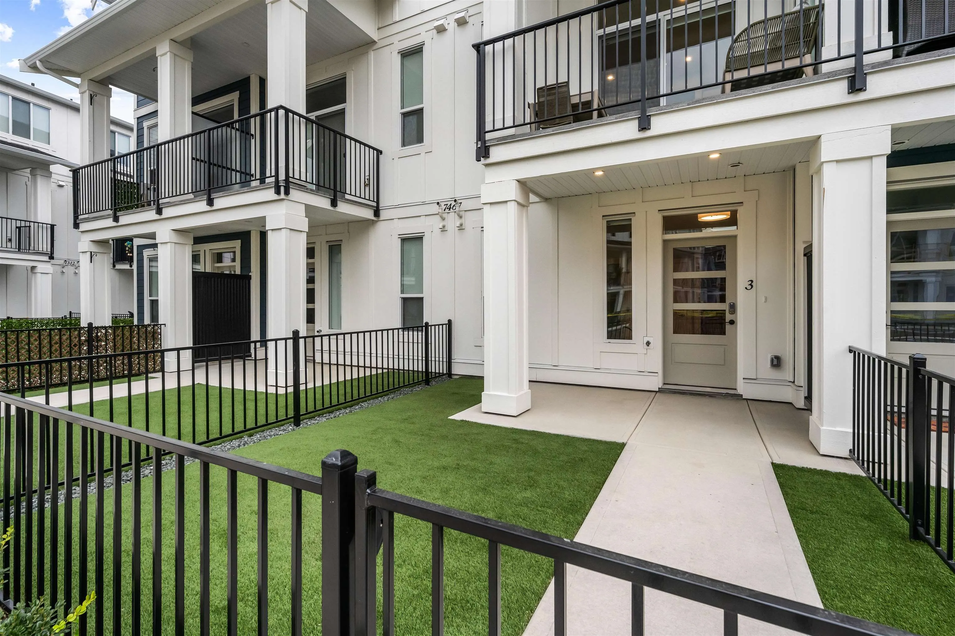 15 7243 Willowstream Road