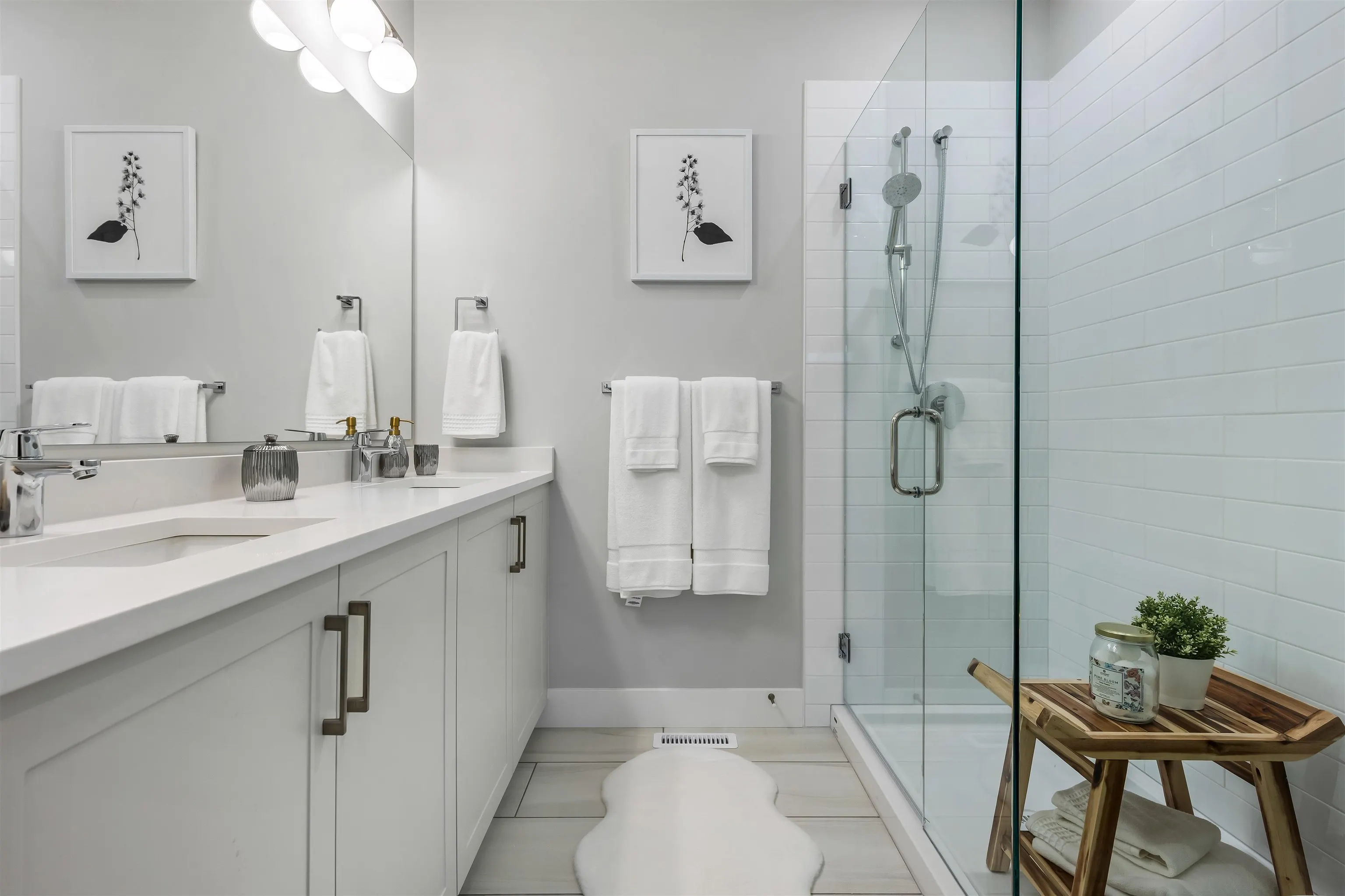 15 7243 Willowstream Road