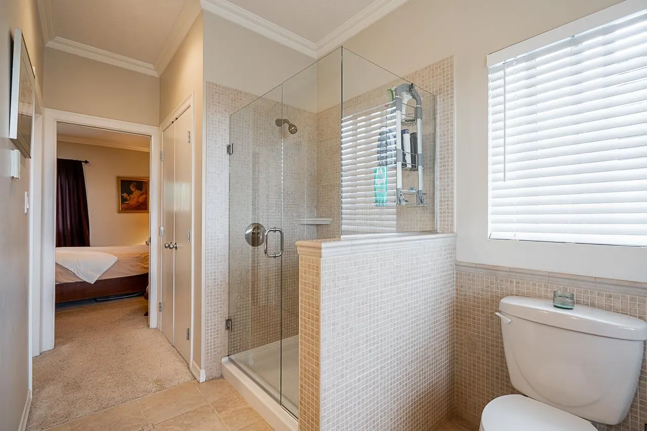 33775 Grewall Crescent