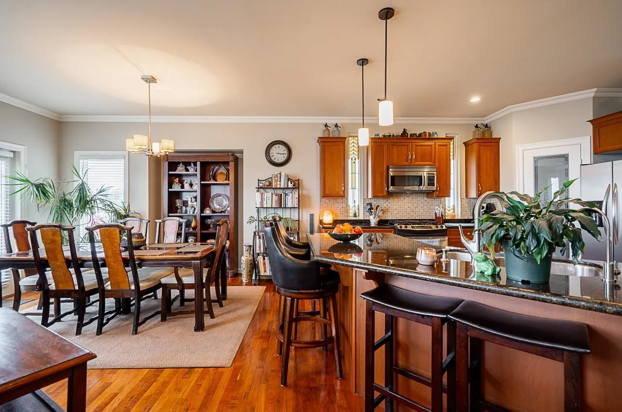 33775 Grewall Crescent