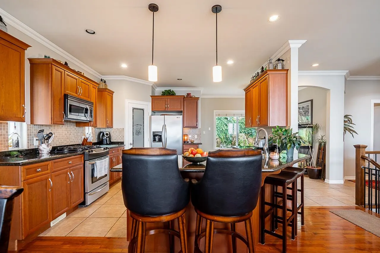 33775 Grewall Crescent