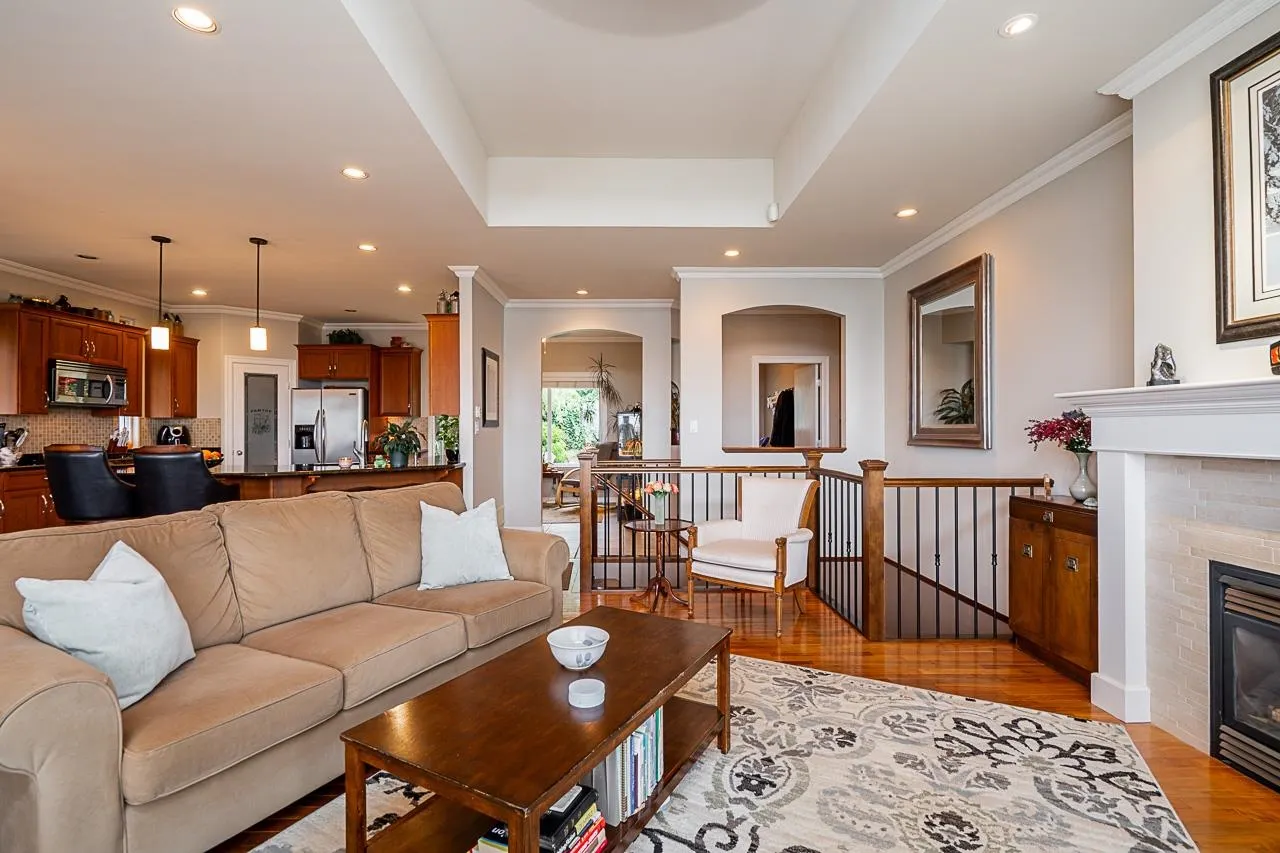 33775 Grewall Crescent