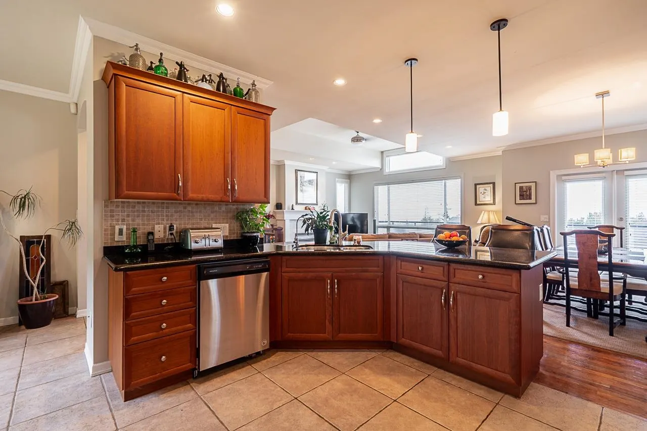 33775 Grewall Crescent