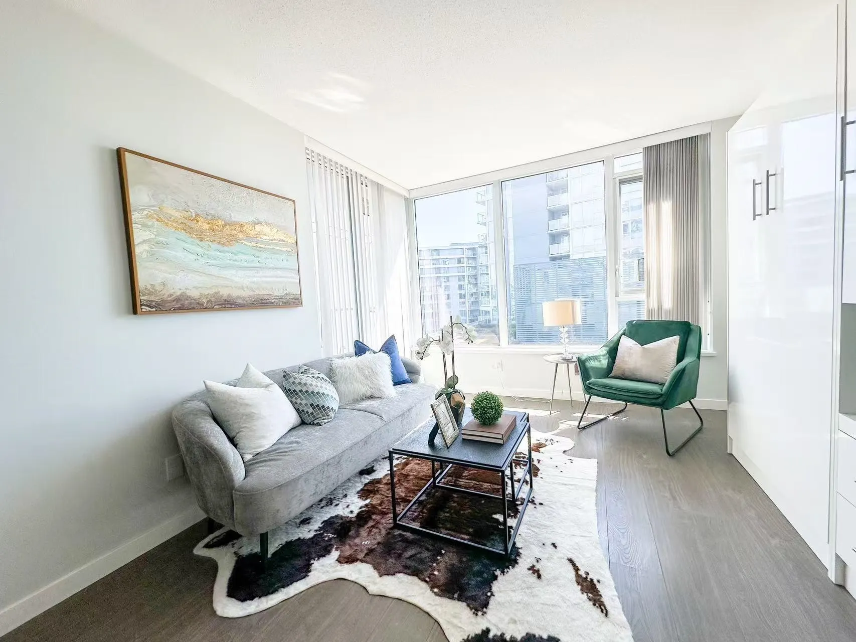 1103 8333 Sweet Avenue