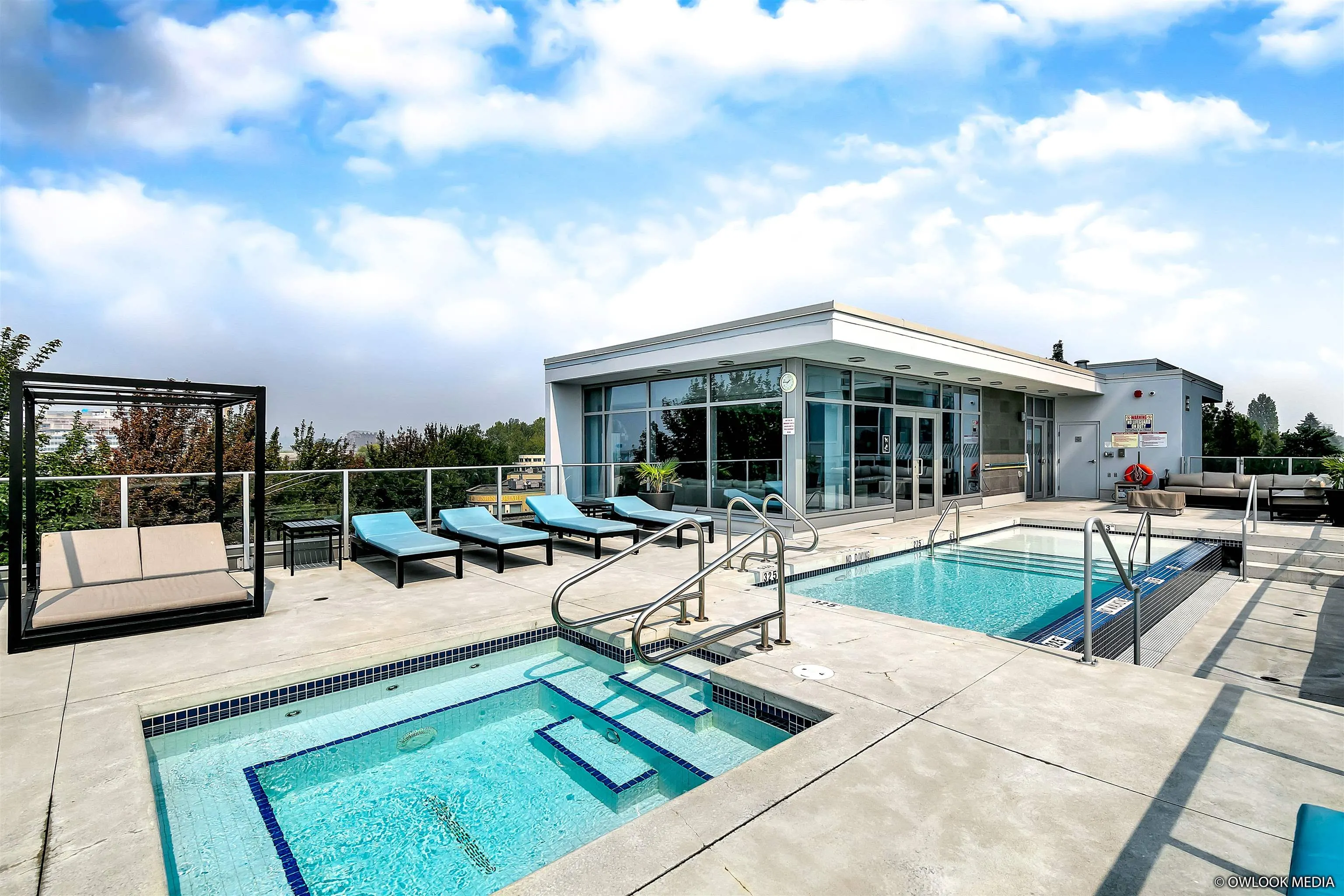 1103 8333 Sweet Avenue