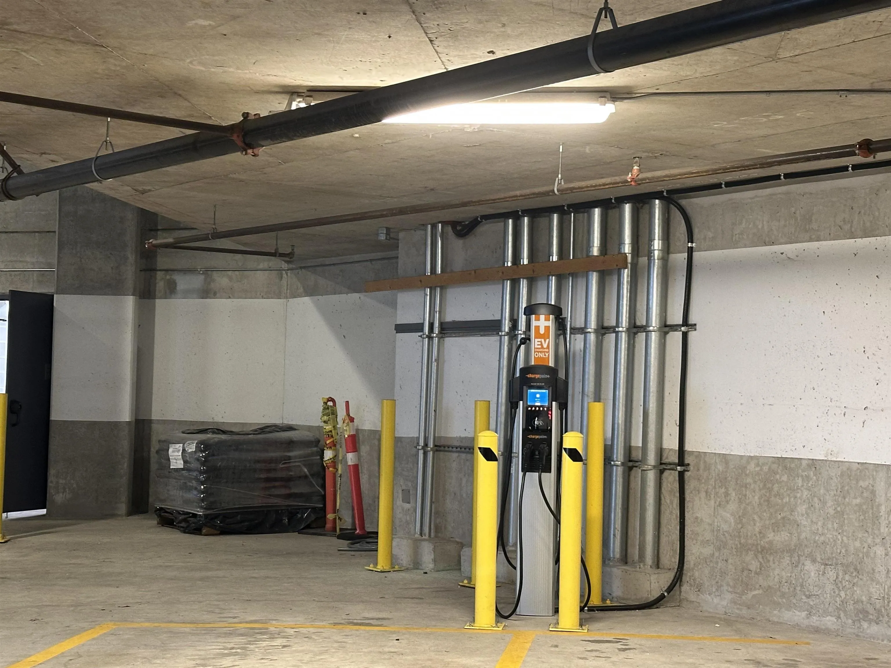 1103 8333 Sweet Avenue