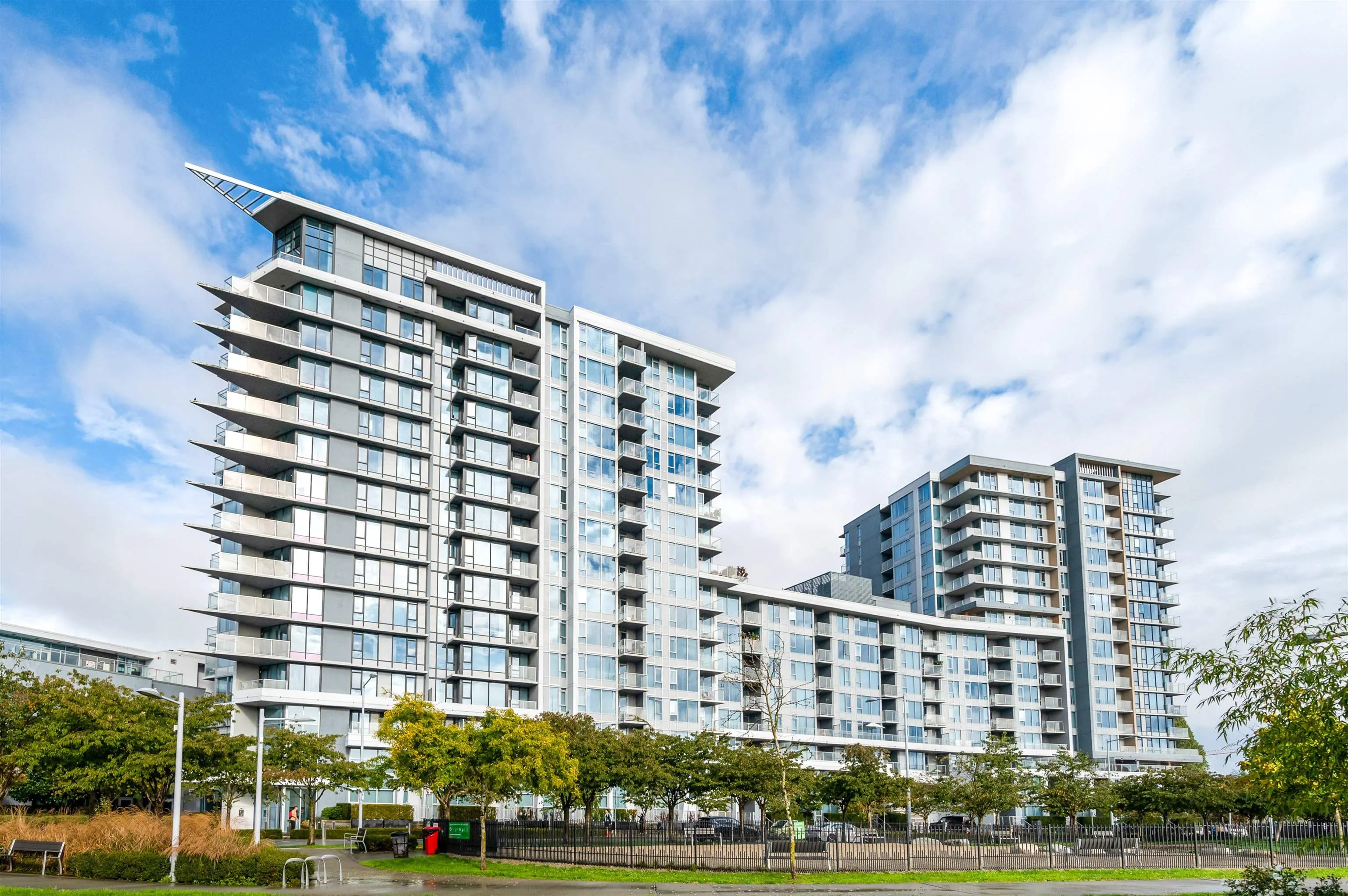 1103 8333 Sweet Avenue