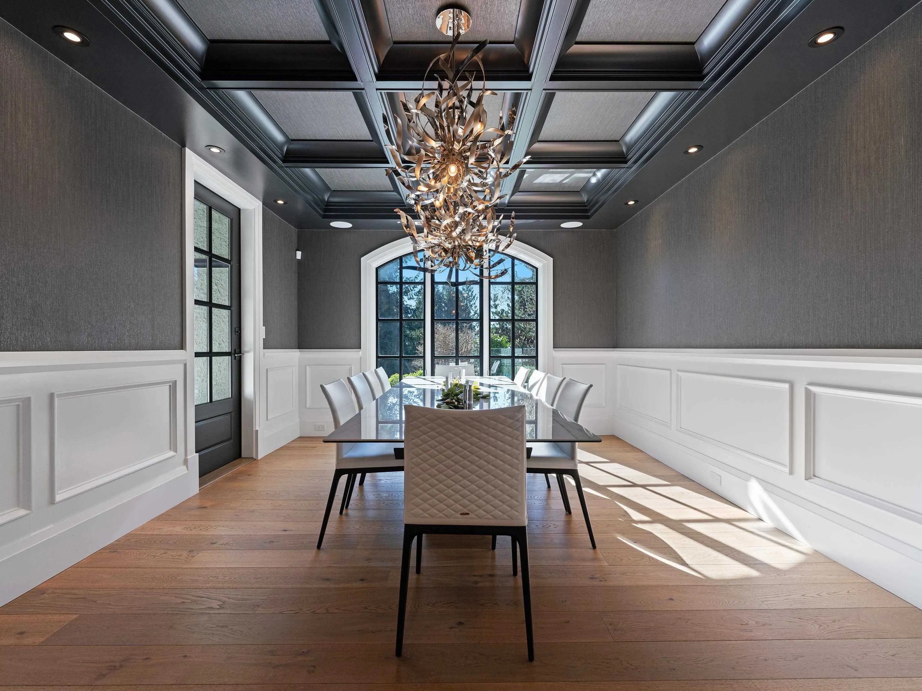 2985 Altamont Crescent