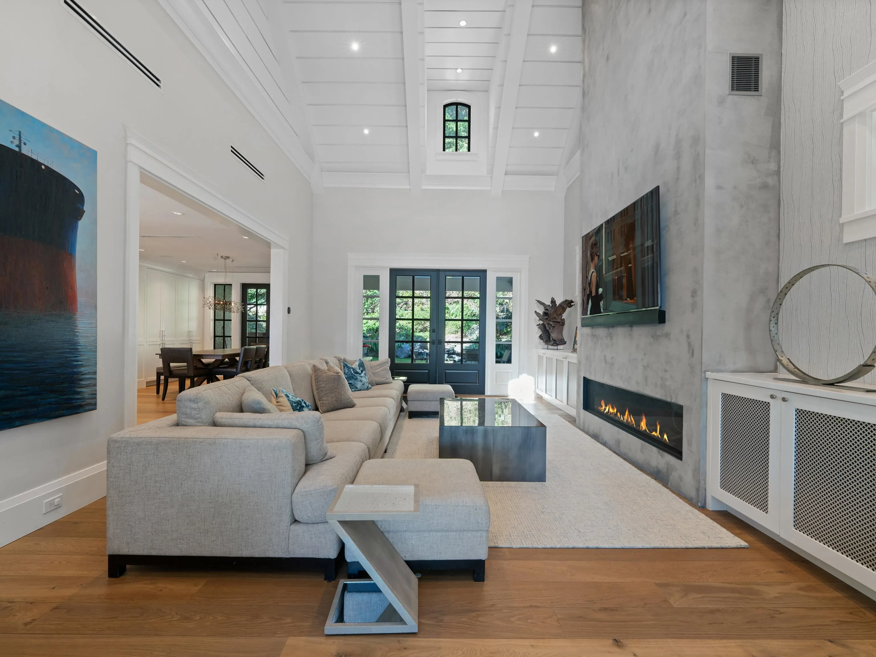 2985 Altamont Crescent