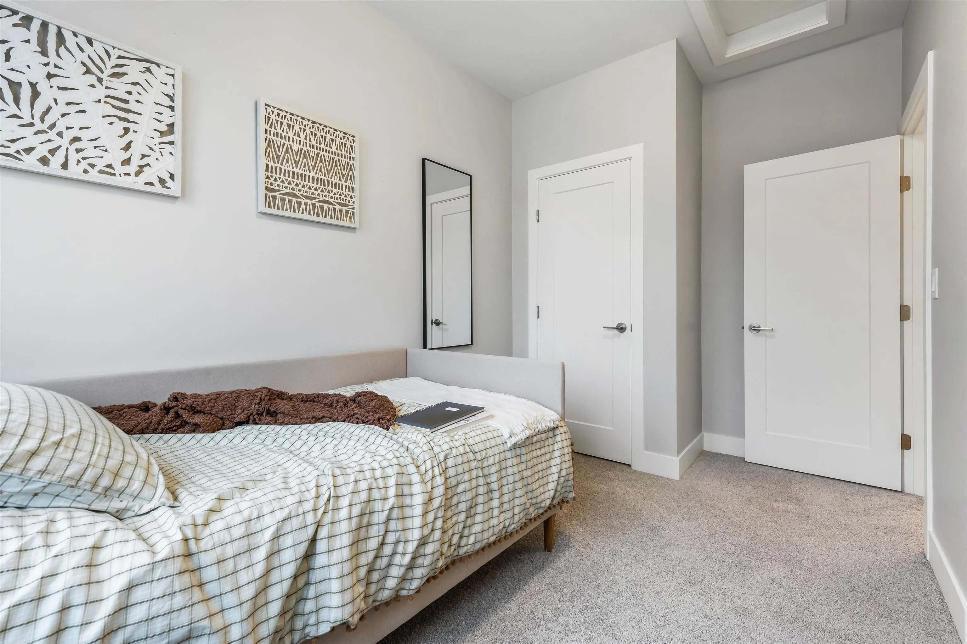 16 7243 Willowstream Road