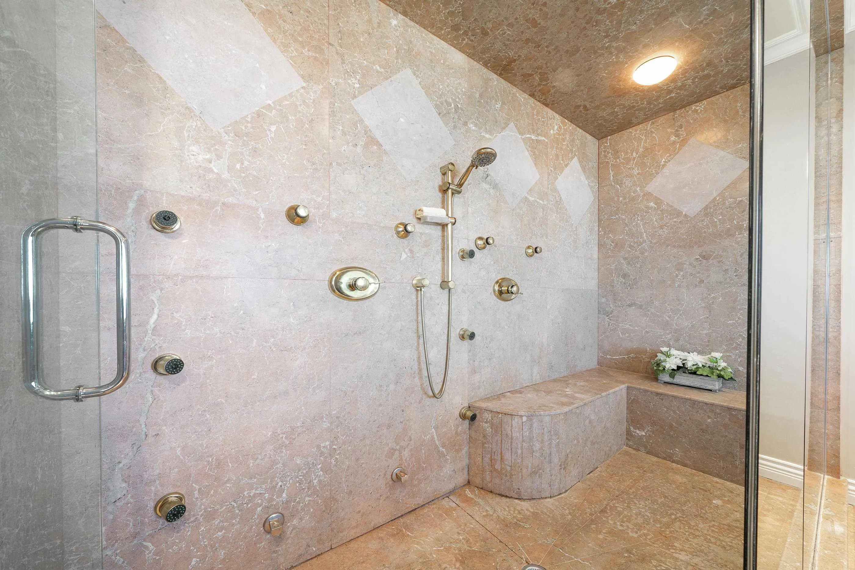 768 Tsawwassen Beach Road