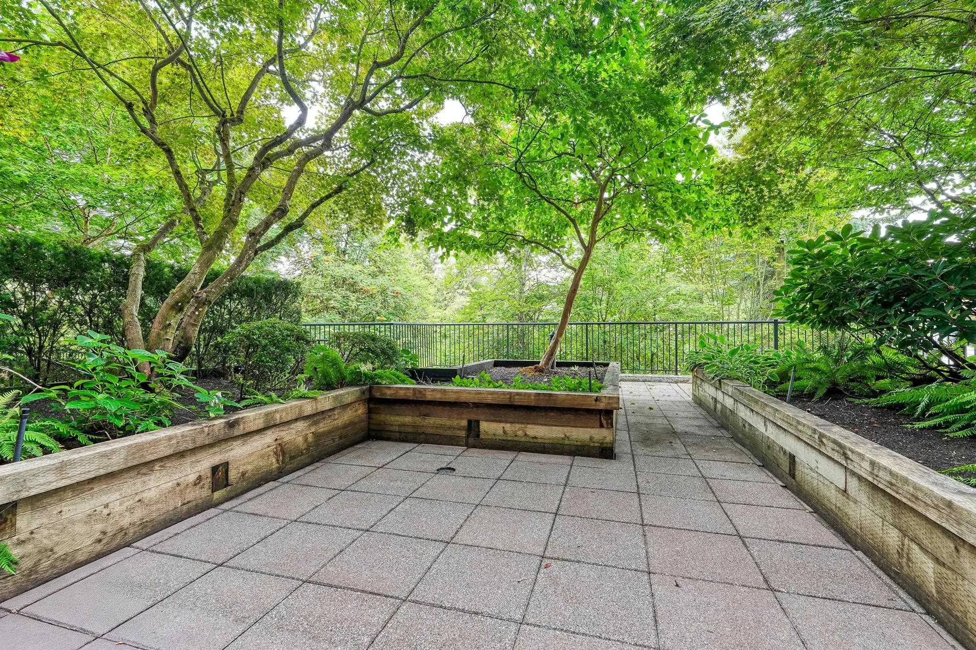 102 12283 224 Street