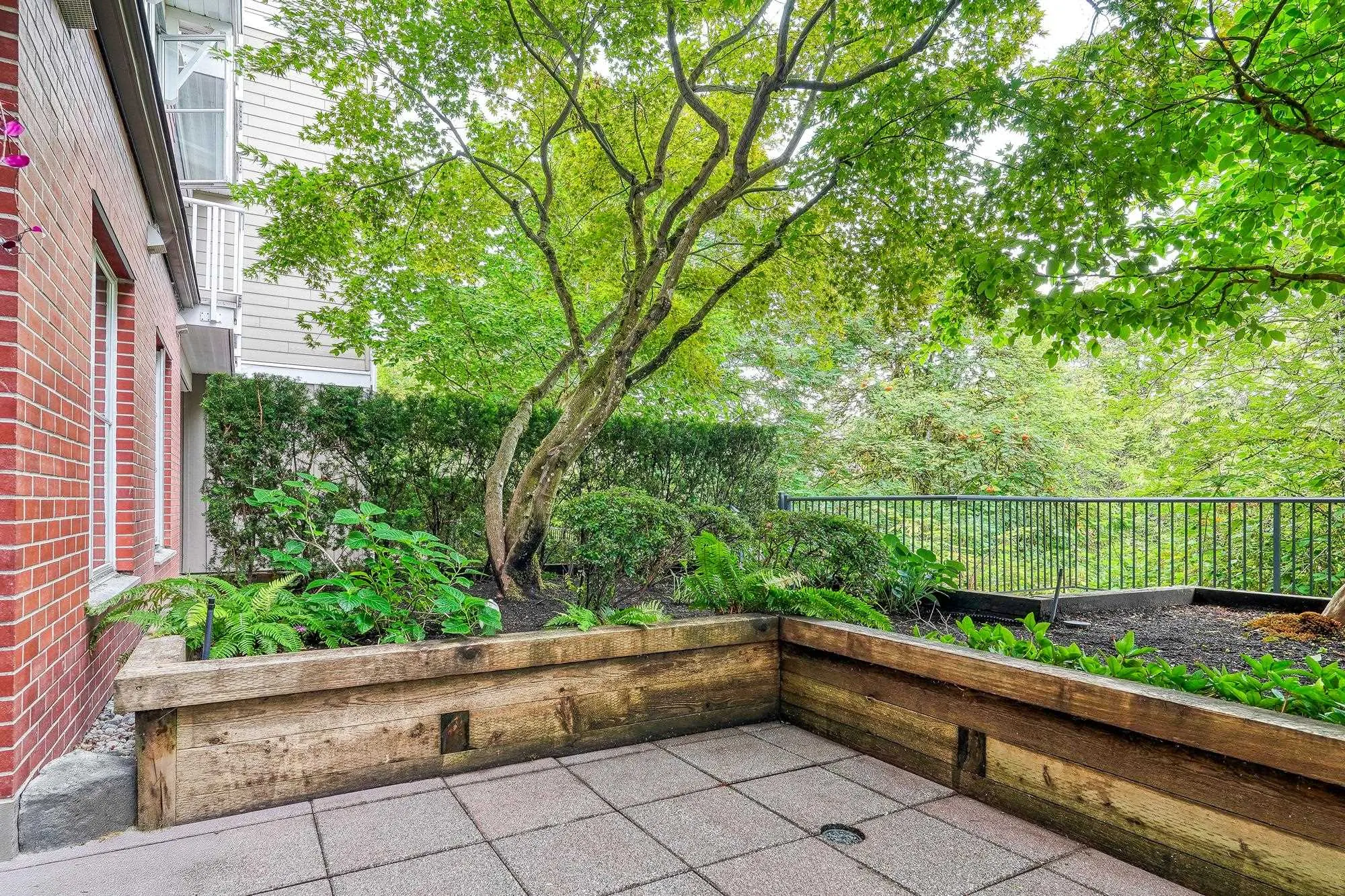 102 12283 224 Street