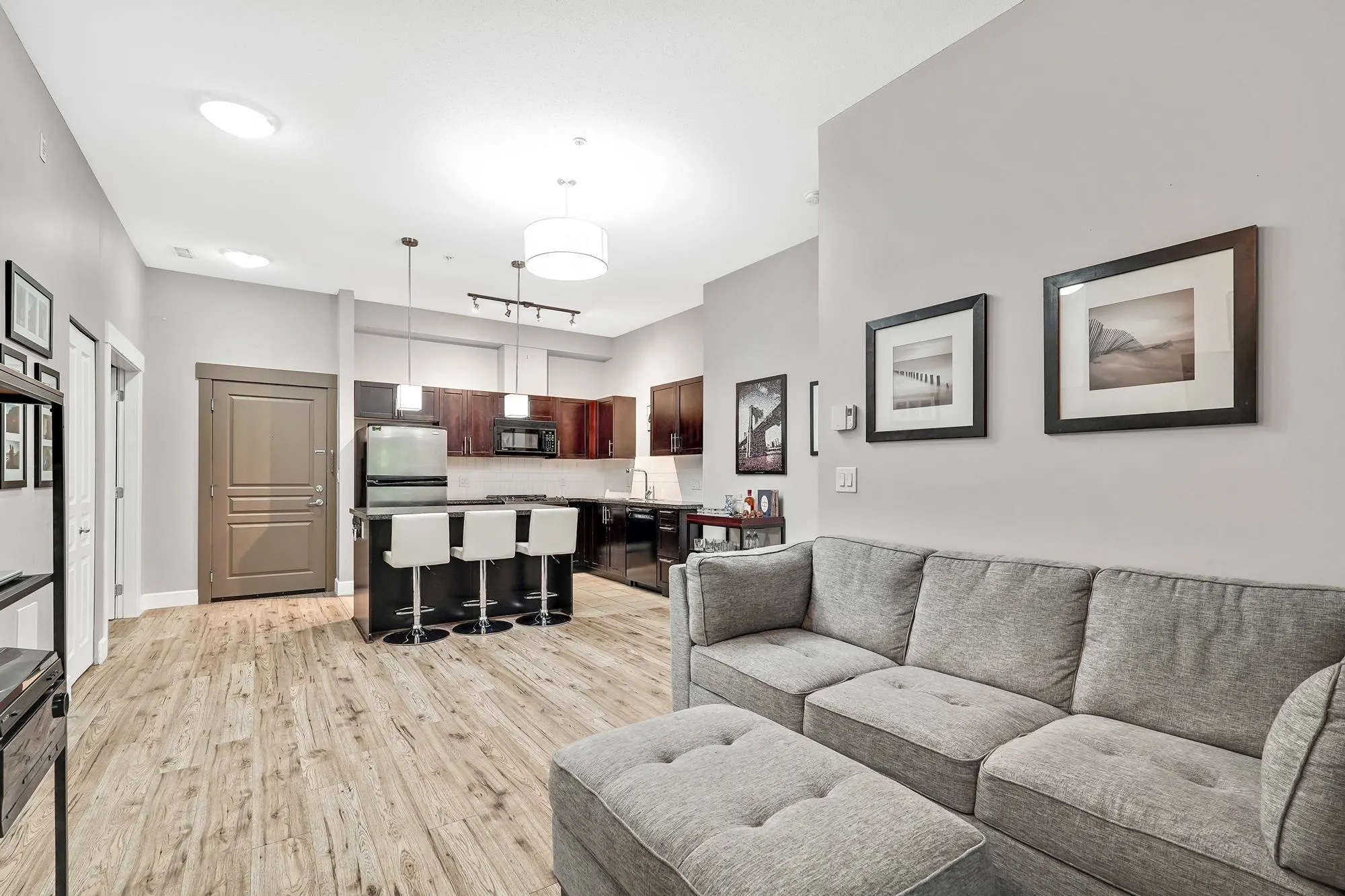 102 12283 224 Street