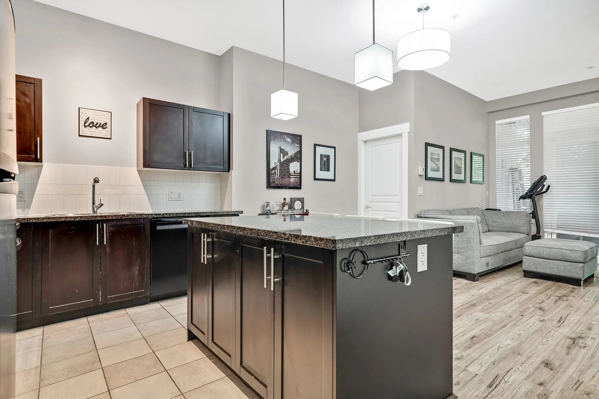 102 12283 224 Street