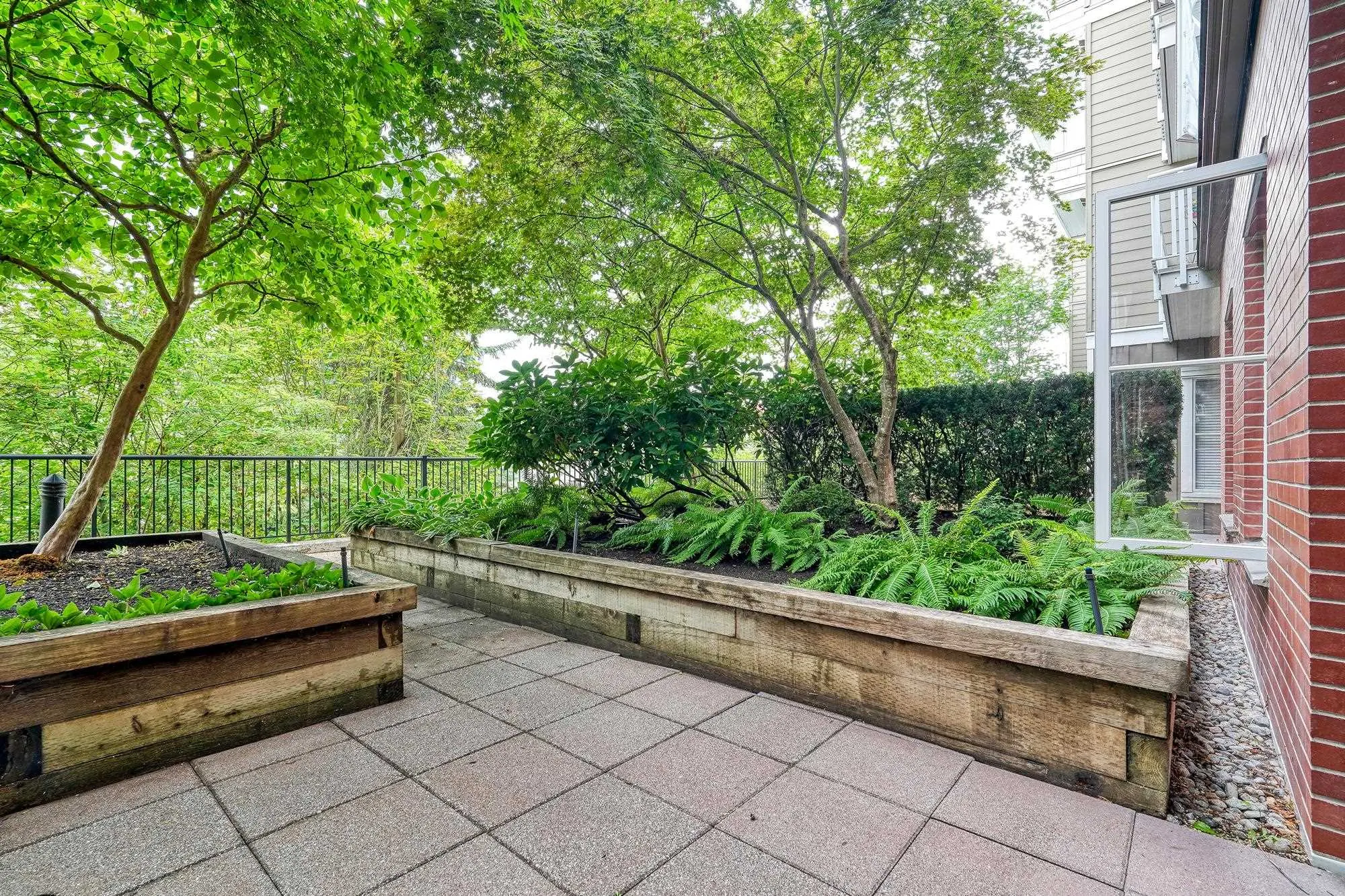 102 12283 224 Street