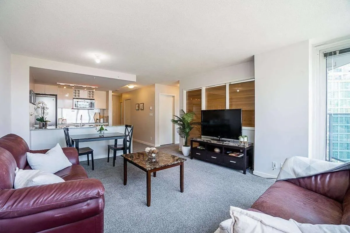 1605 788 Hamilton Street