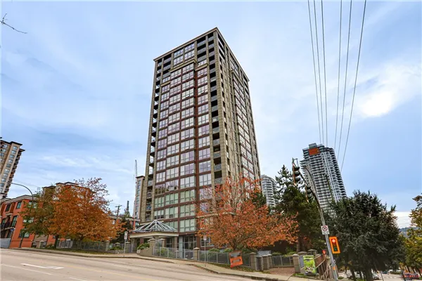 202 850 Royal Avenue