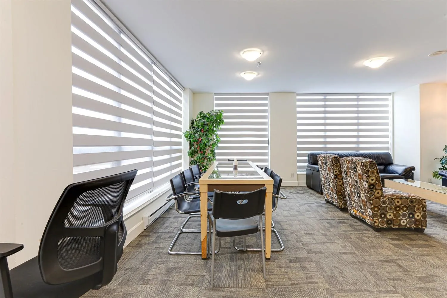 202 850 Royal Avenue