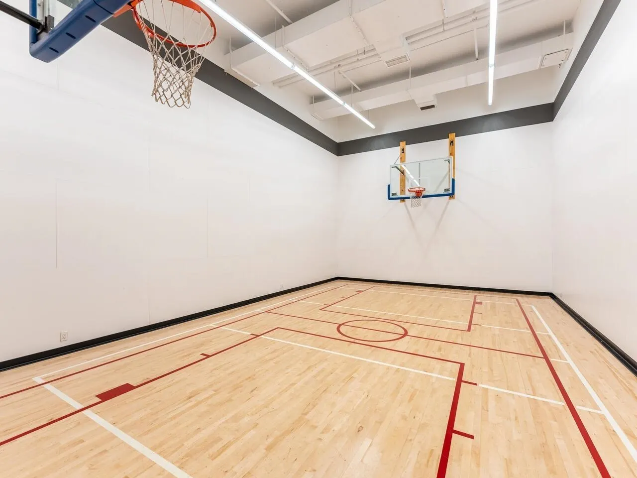 2008 8538 River District