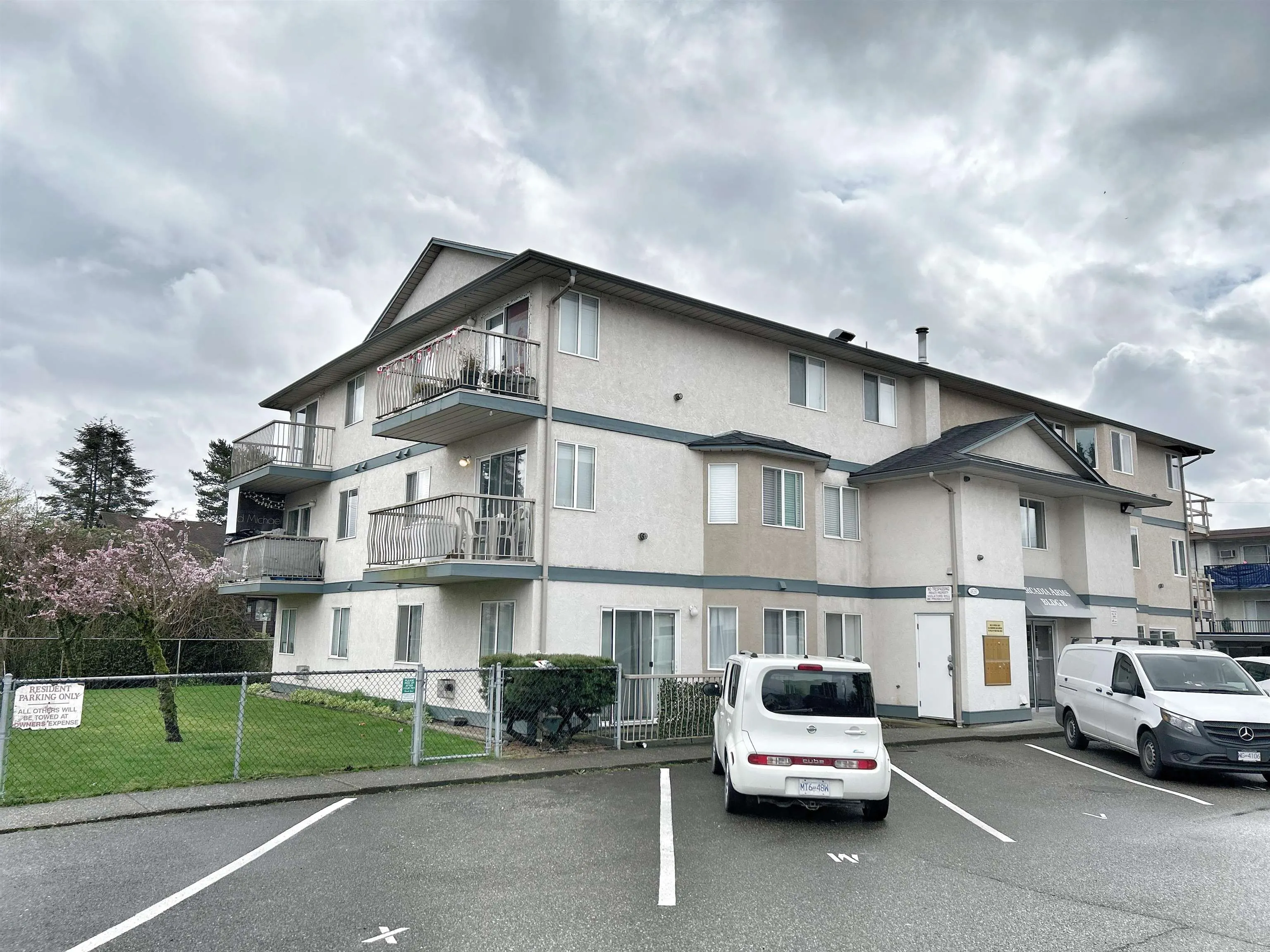 17 46160 Princess Avenue