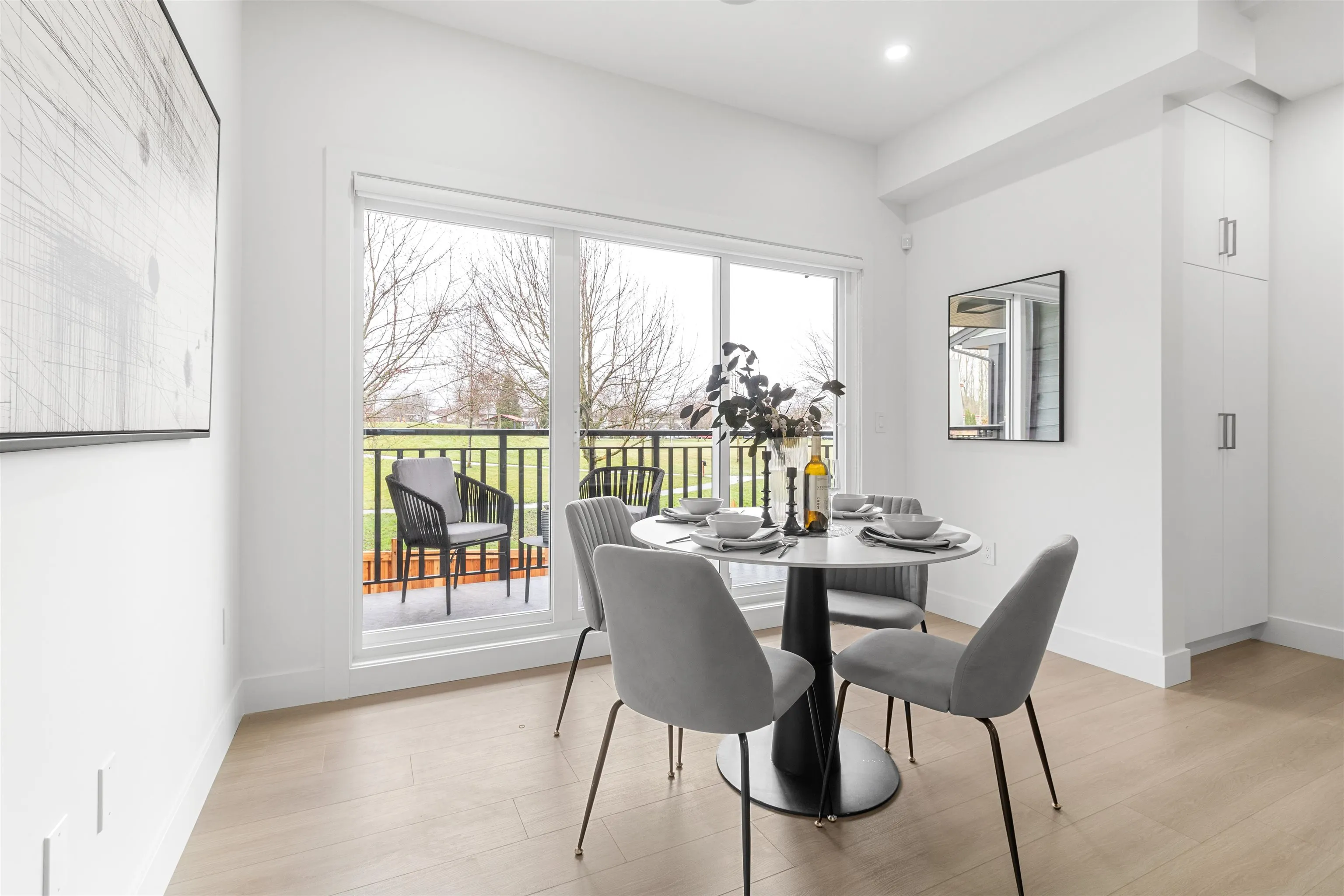 2 22551 Westminster Highway