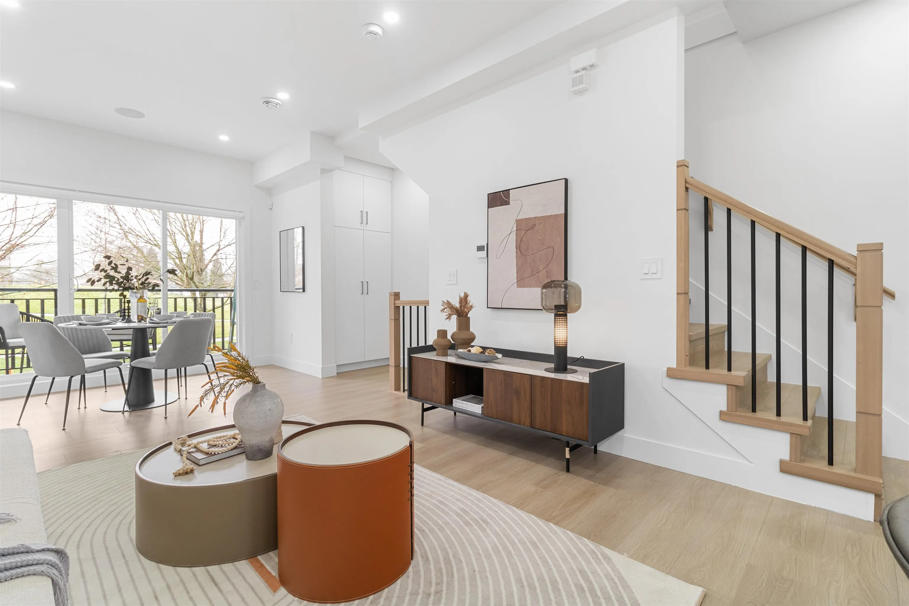 2 22551 Westminster Highway