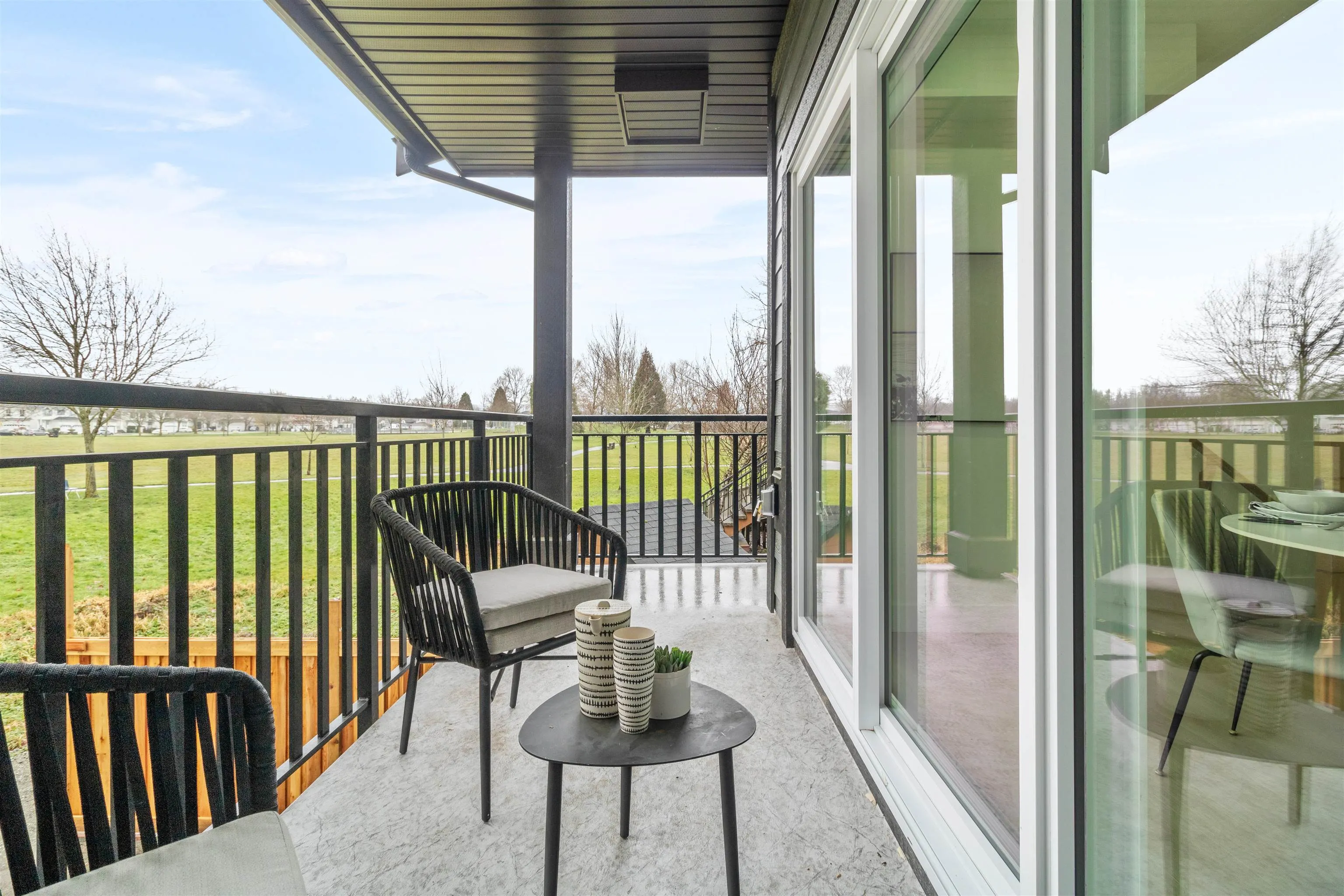 2 22551 Westminster Highway