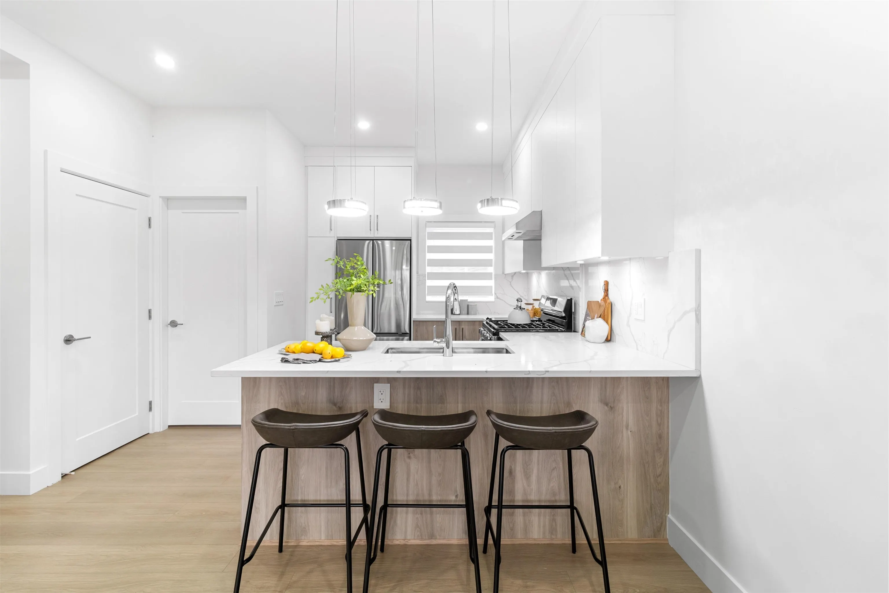 2 22551 Westminster Highway