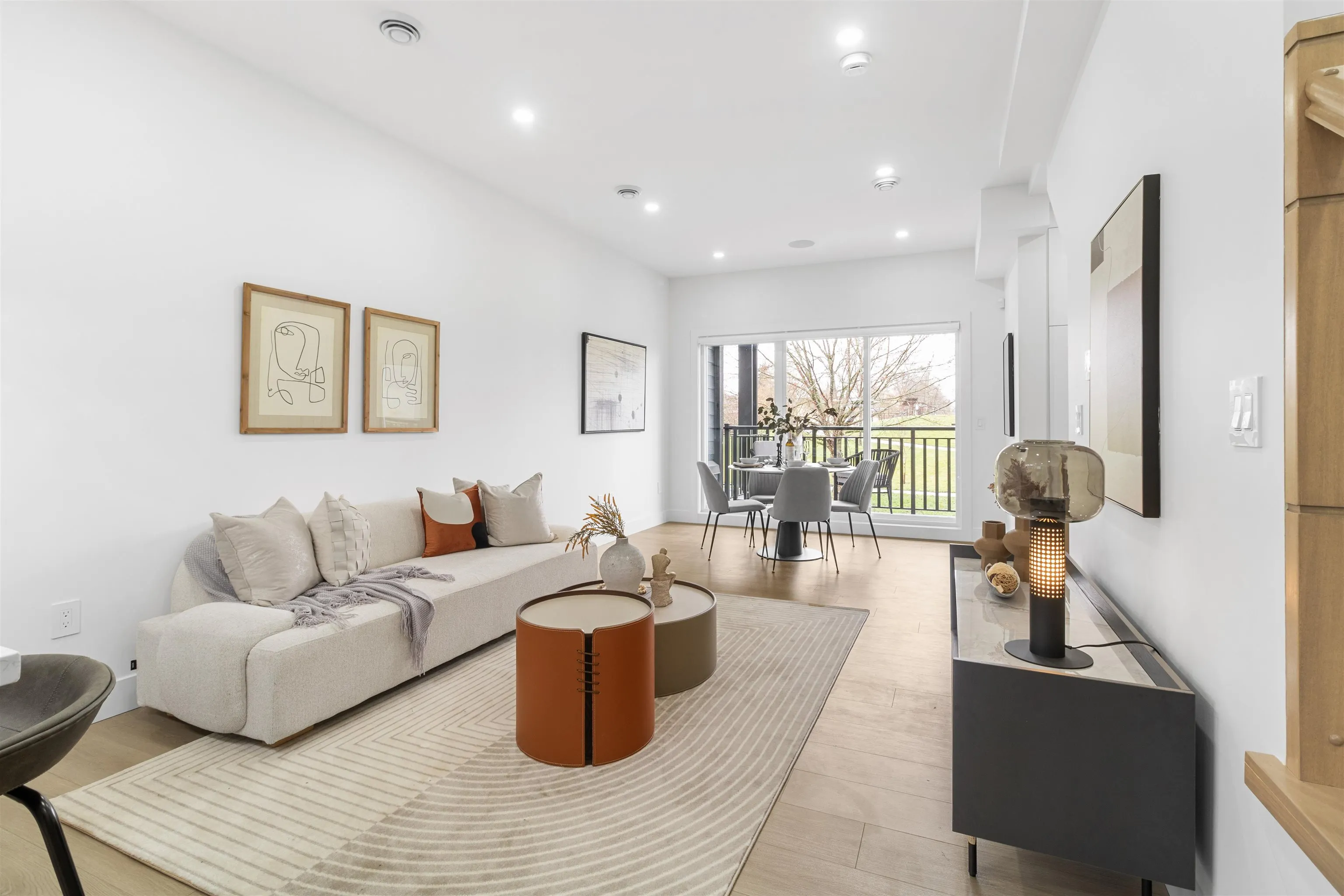 2 22551 Westminster Highway