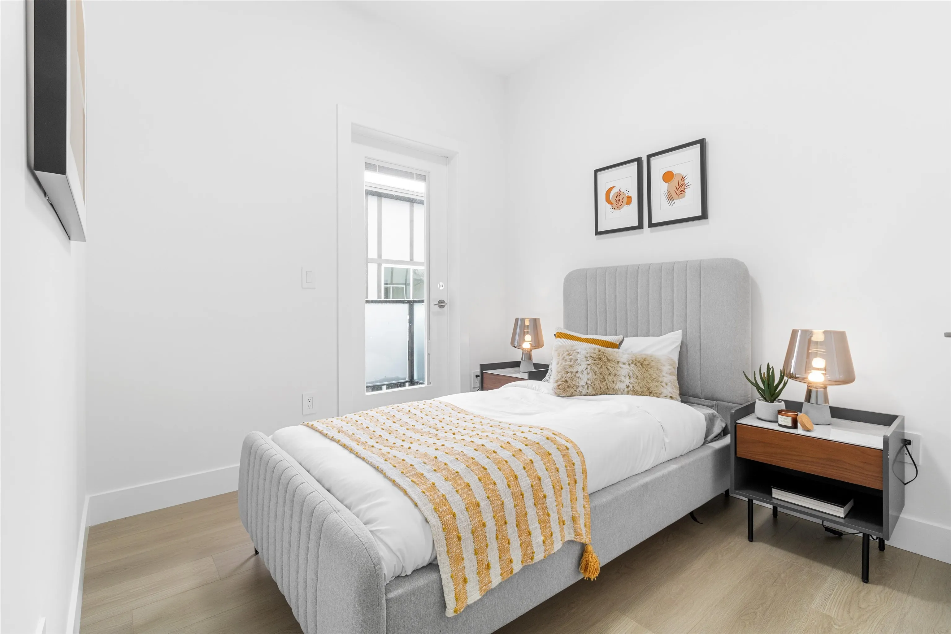 2 22551 Westminster Highway