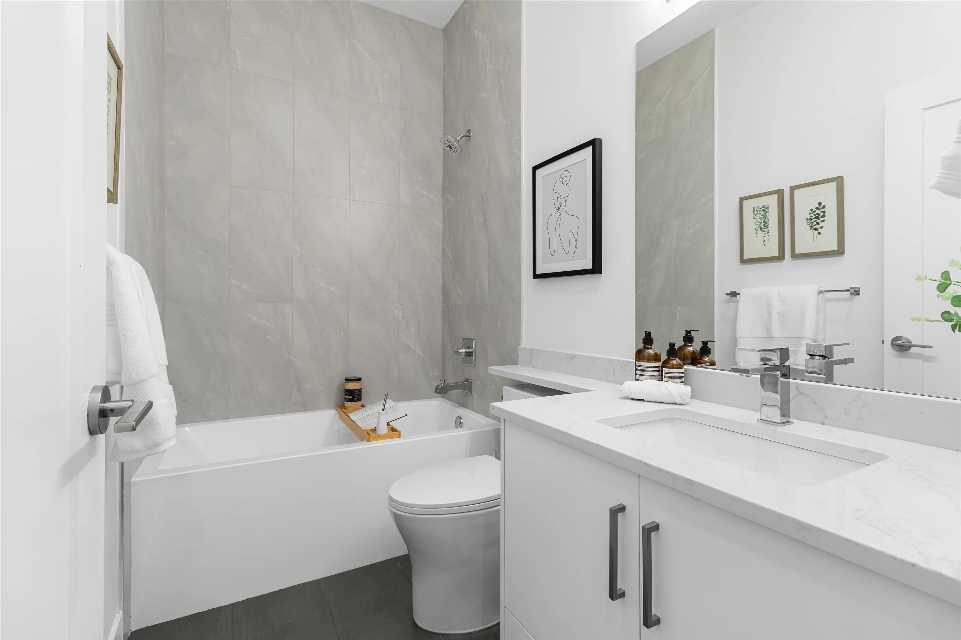 2 22551 Westminster Highway