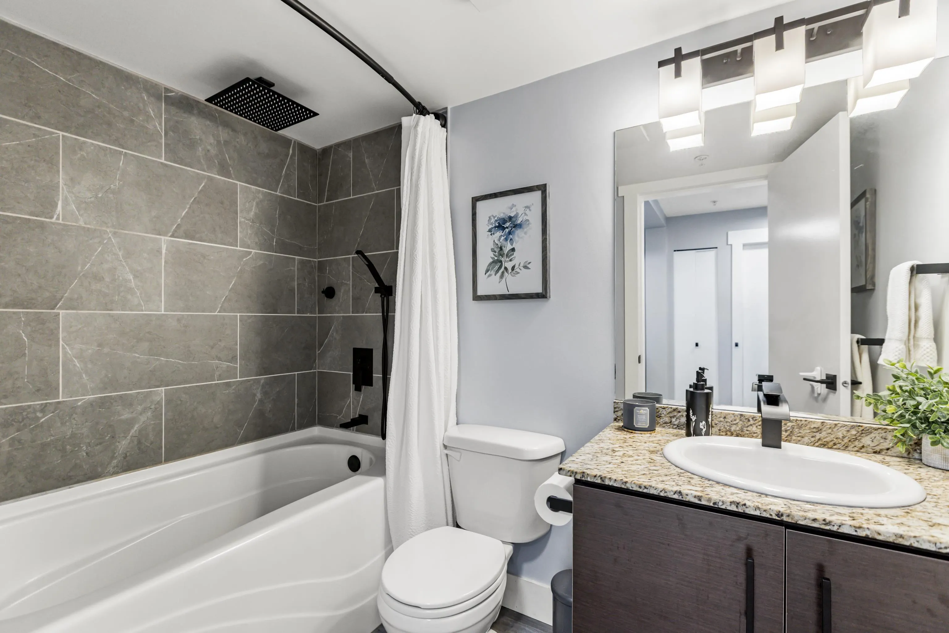 313 11665 Haney Bypass