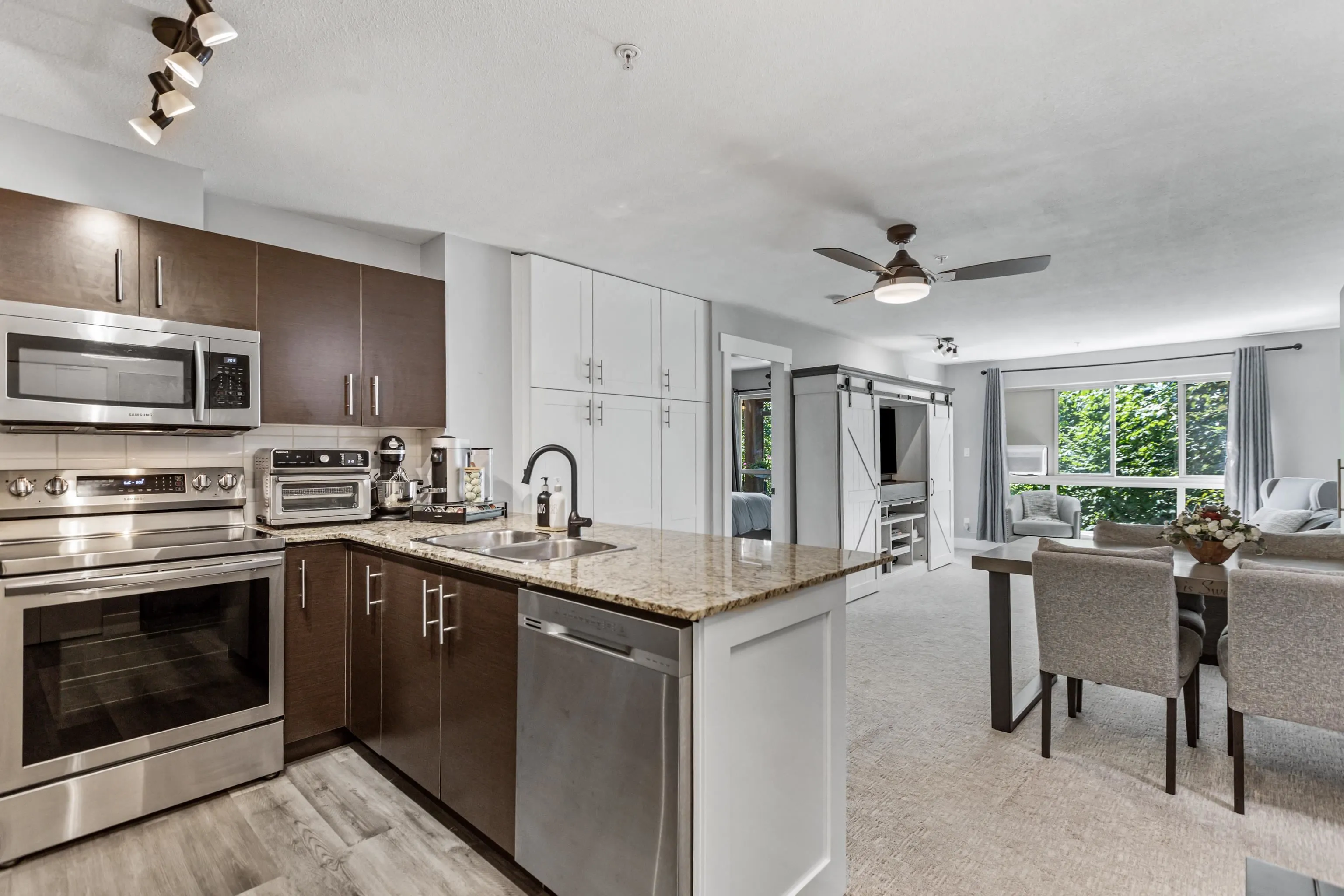 313 11665 Haney Bypass