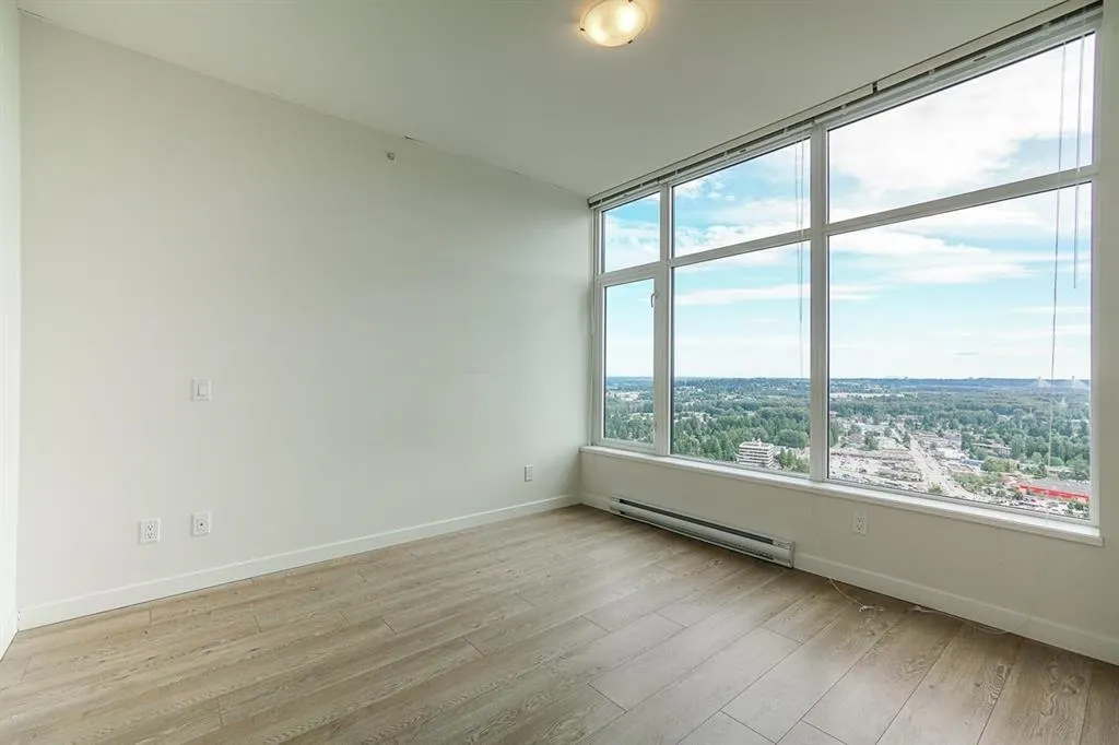 4004 3080 Lincoln Avenue