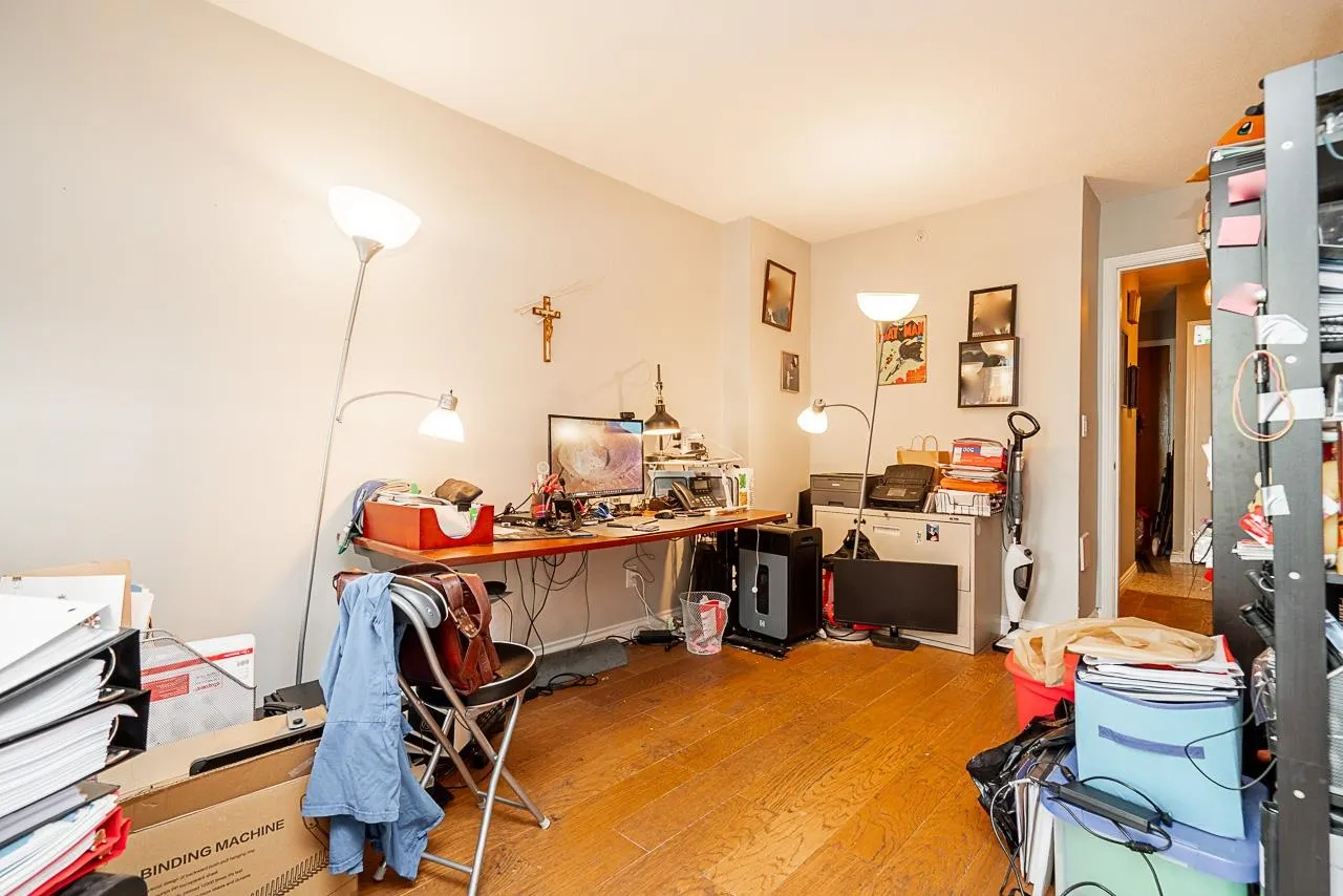 301 1185 Quayside Drive