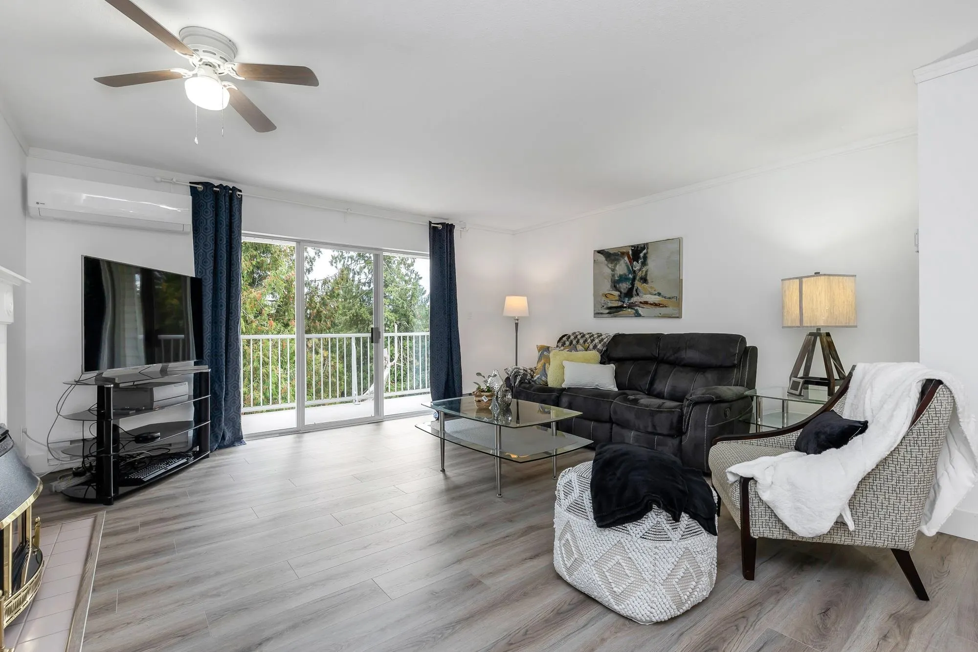 24 3380 Gladwin Road