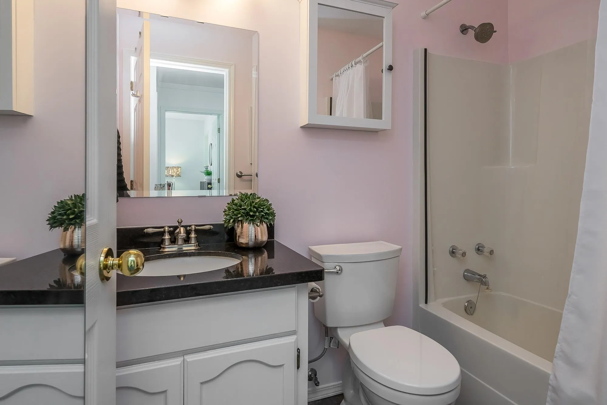 24 3380 Gladwin Road