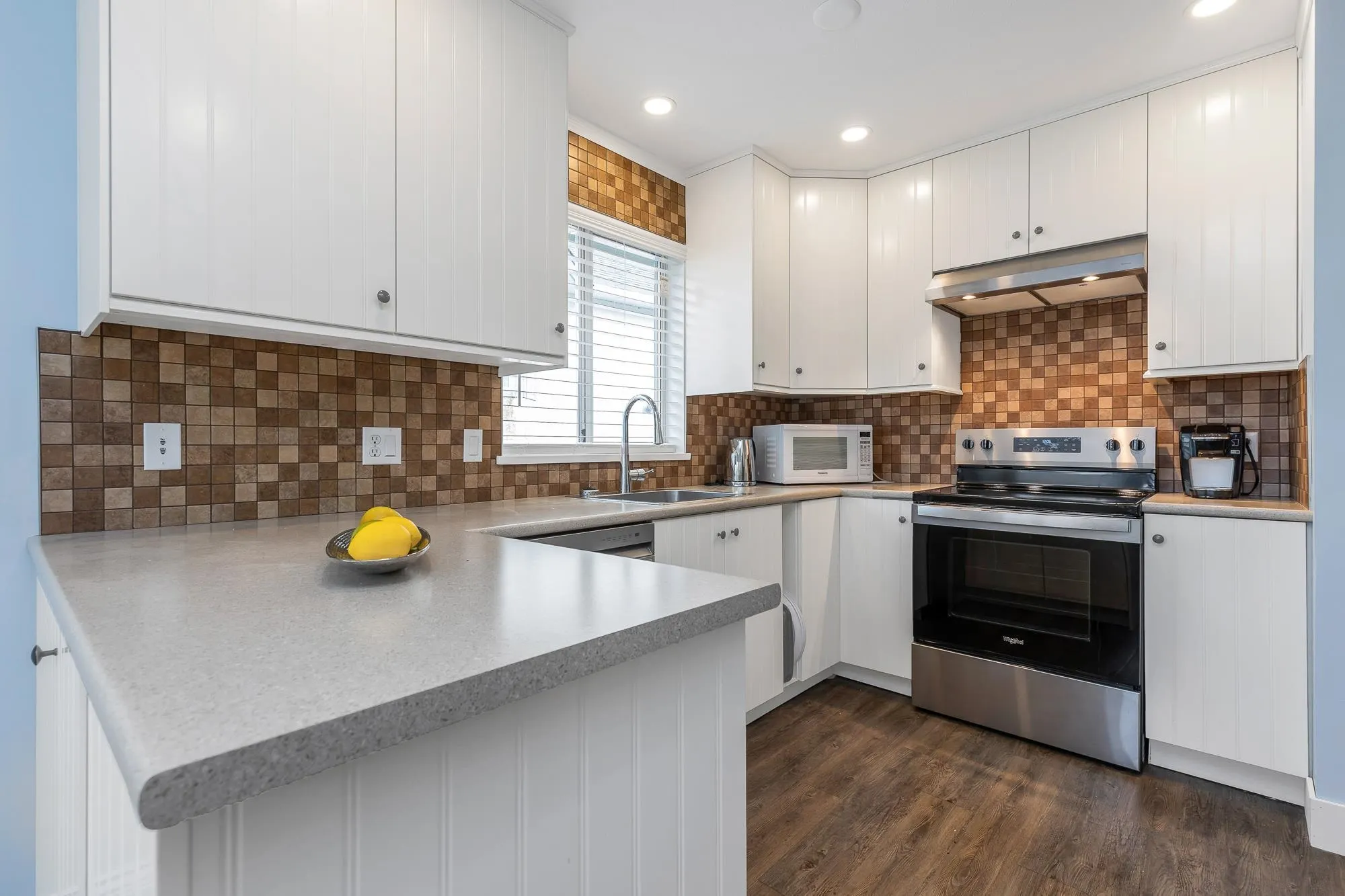 24 3380 Gladwin Road