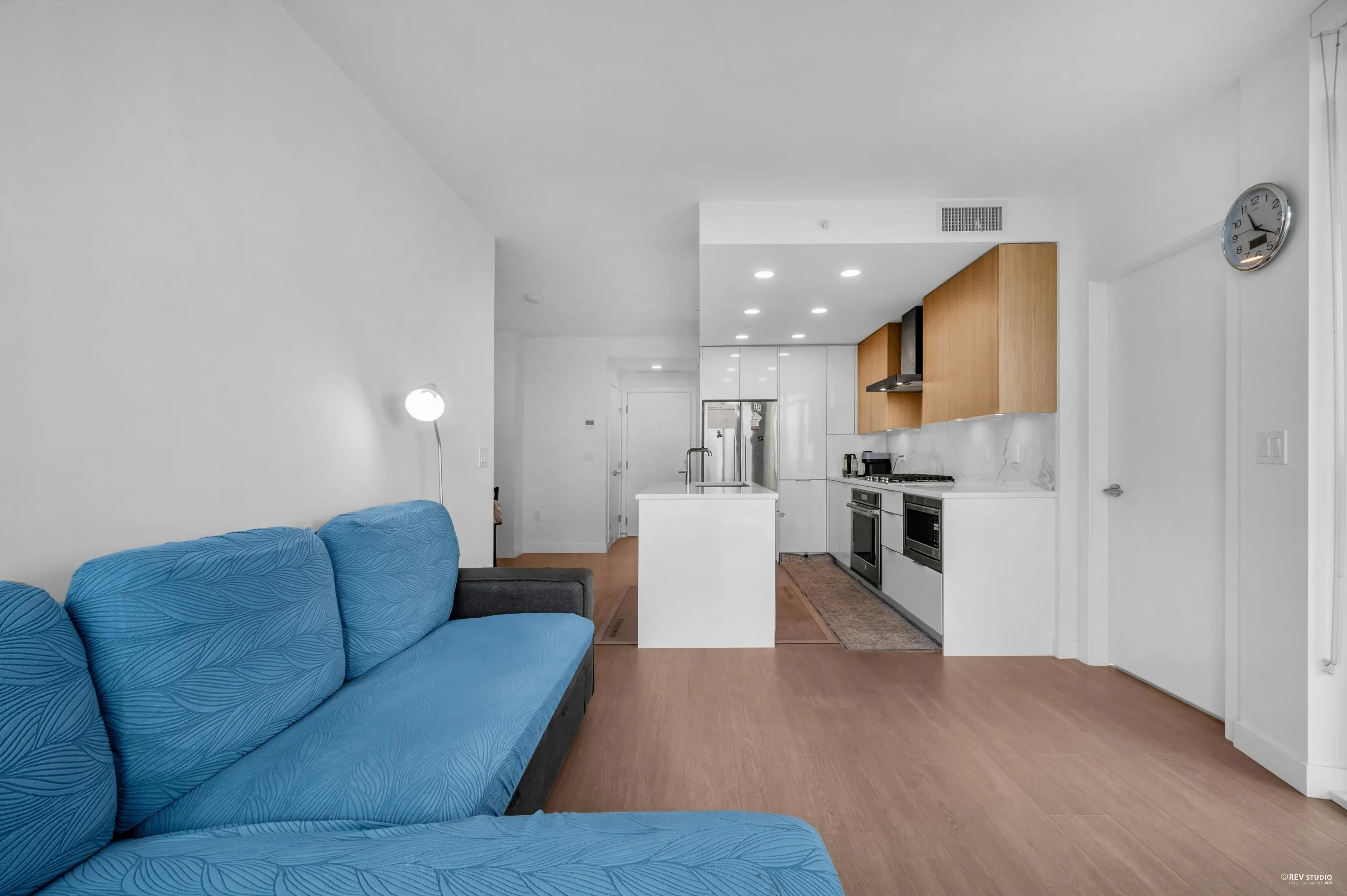 1607 7769 Park Crescent