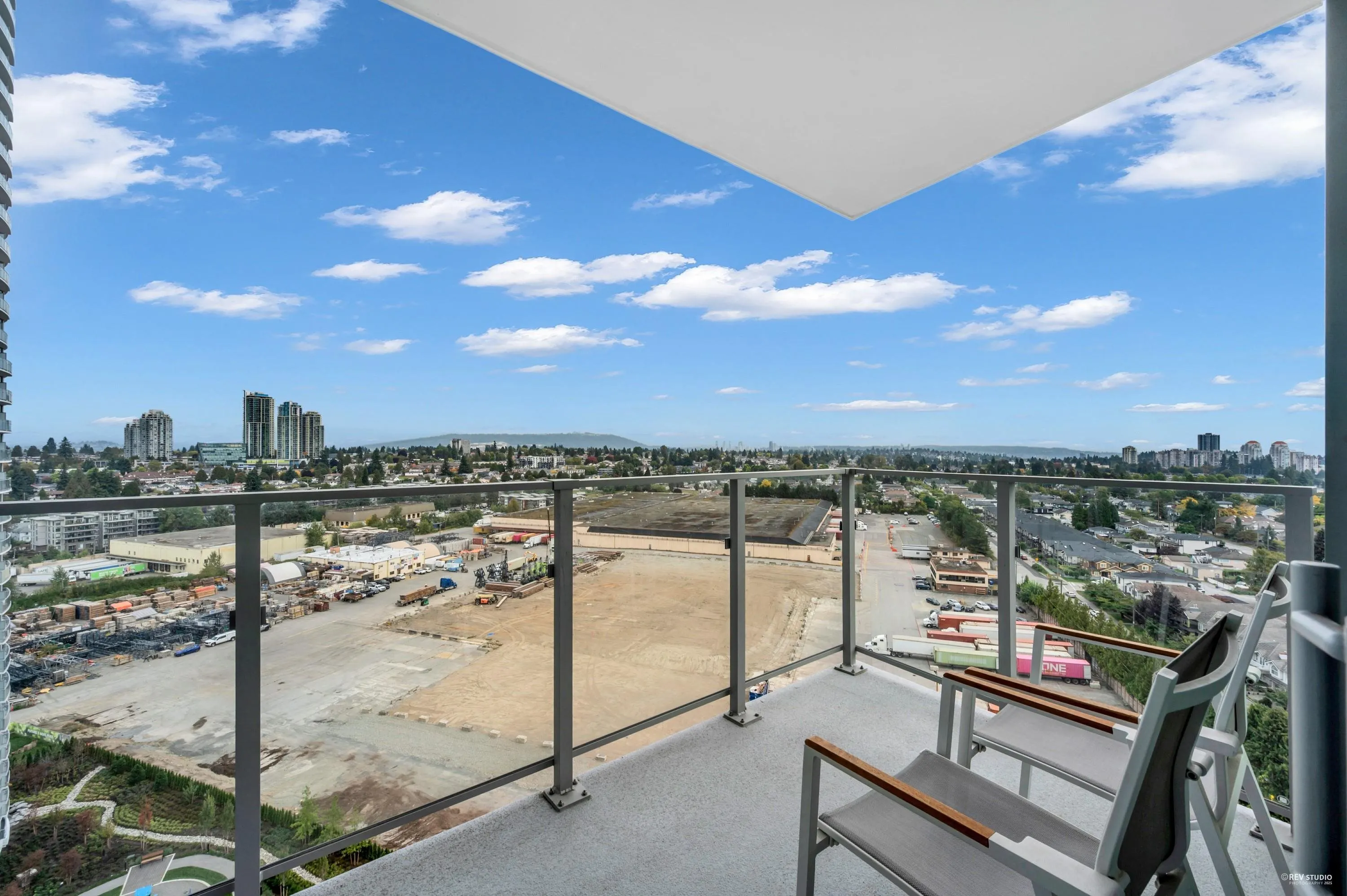 1607 7769 Park Crescent